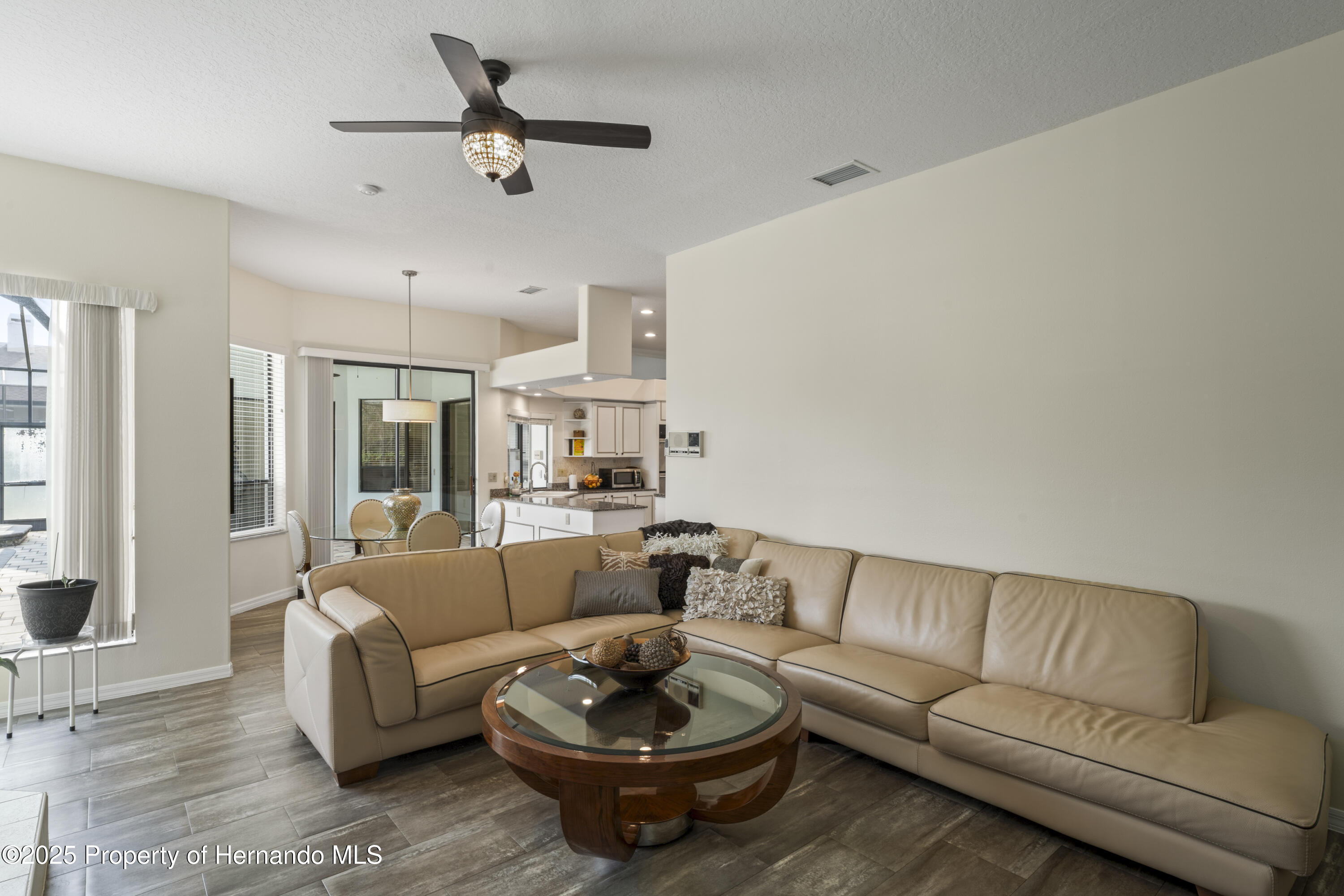 9315 Fox Hollow Lane, Weeki Wachee, Florida image 27