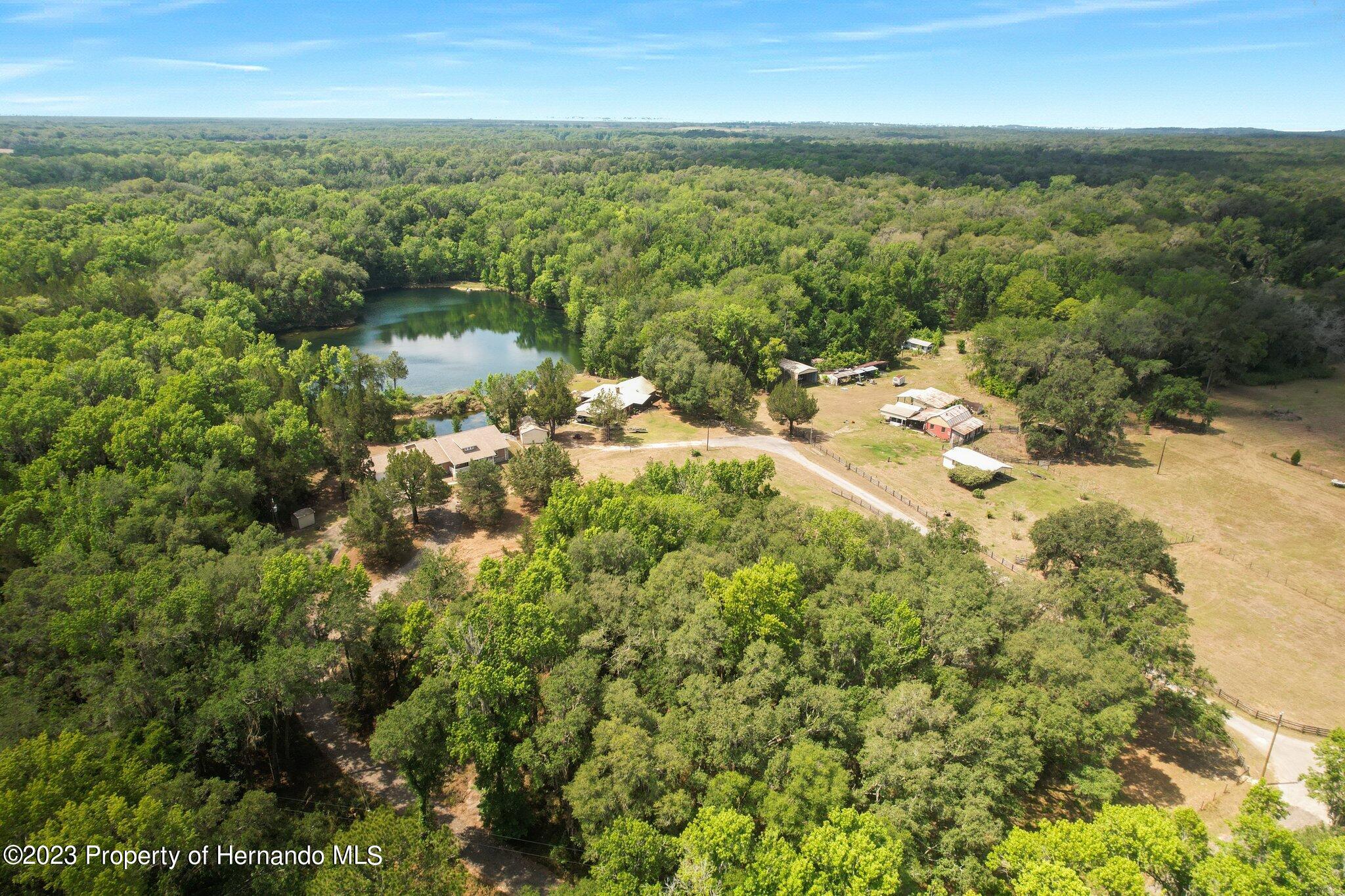 9986 New Hope Court, Floral City, Florida image 34