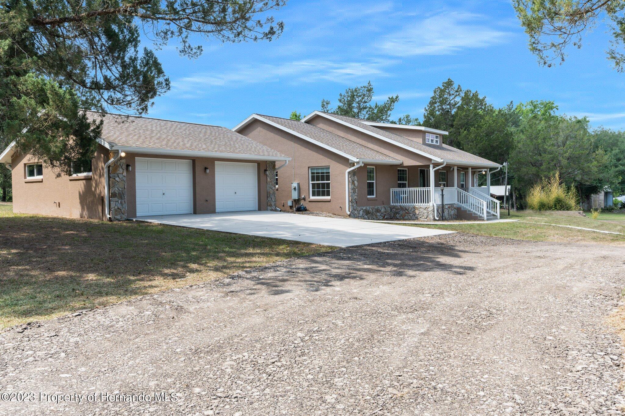 9986 New Hope Court, Floral City, Florida image 4