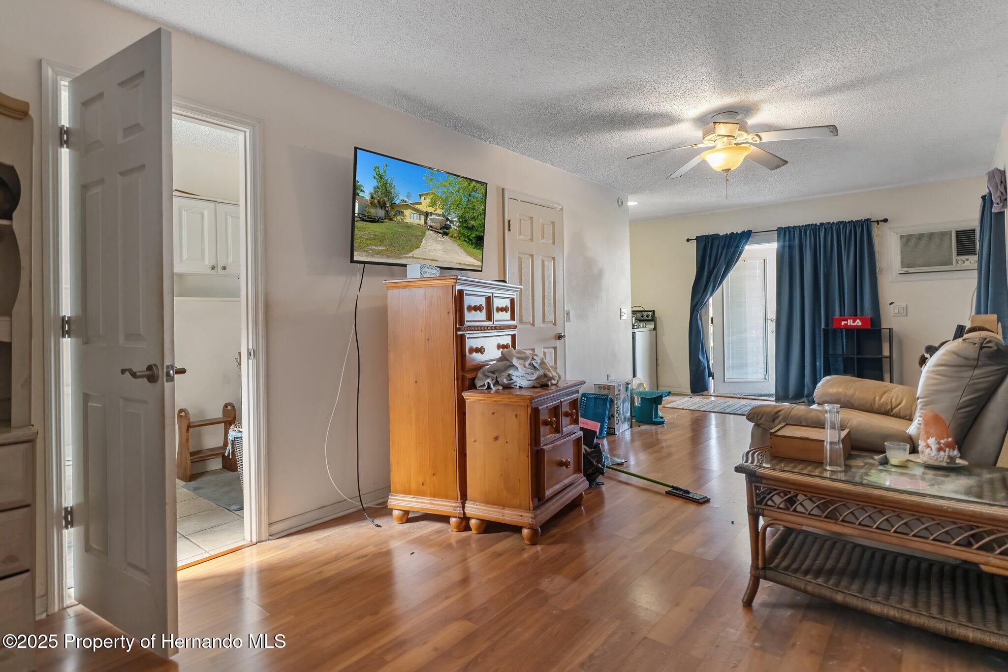 5319 Ray Drive, Weeki Wachee, Florida image 37