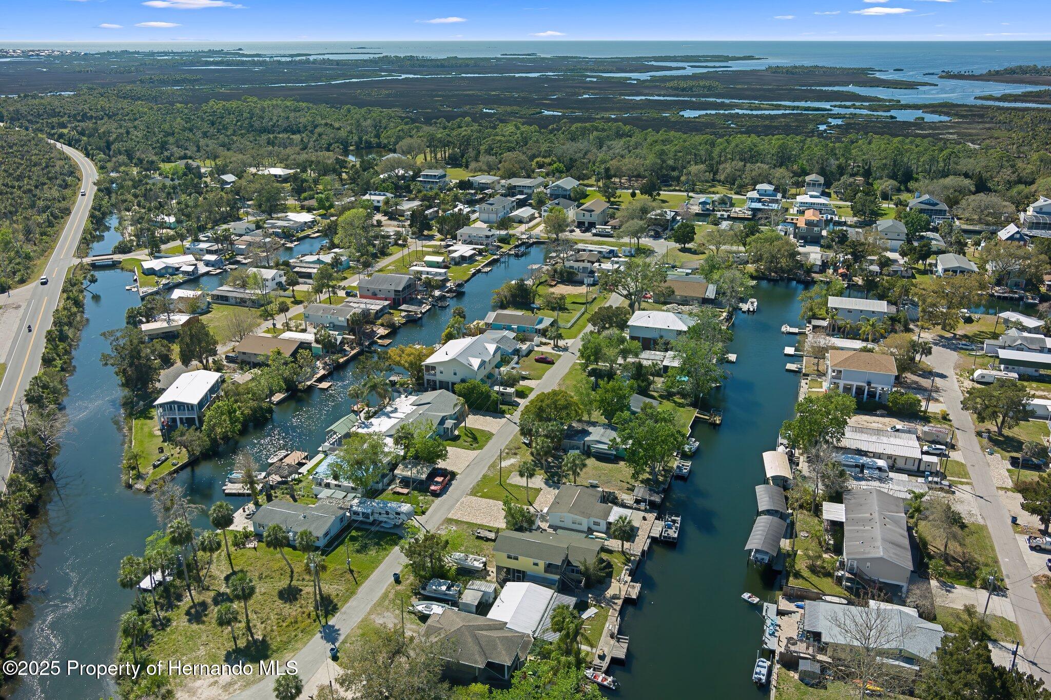 5319 Ray Drive, Weeki Wachee, Florida image 12