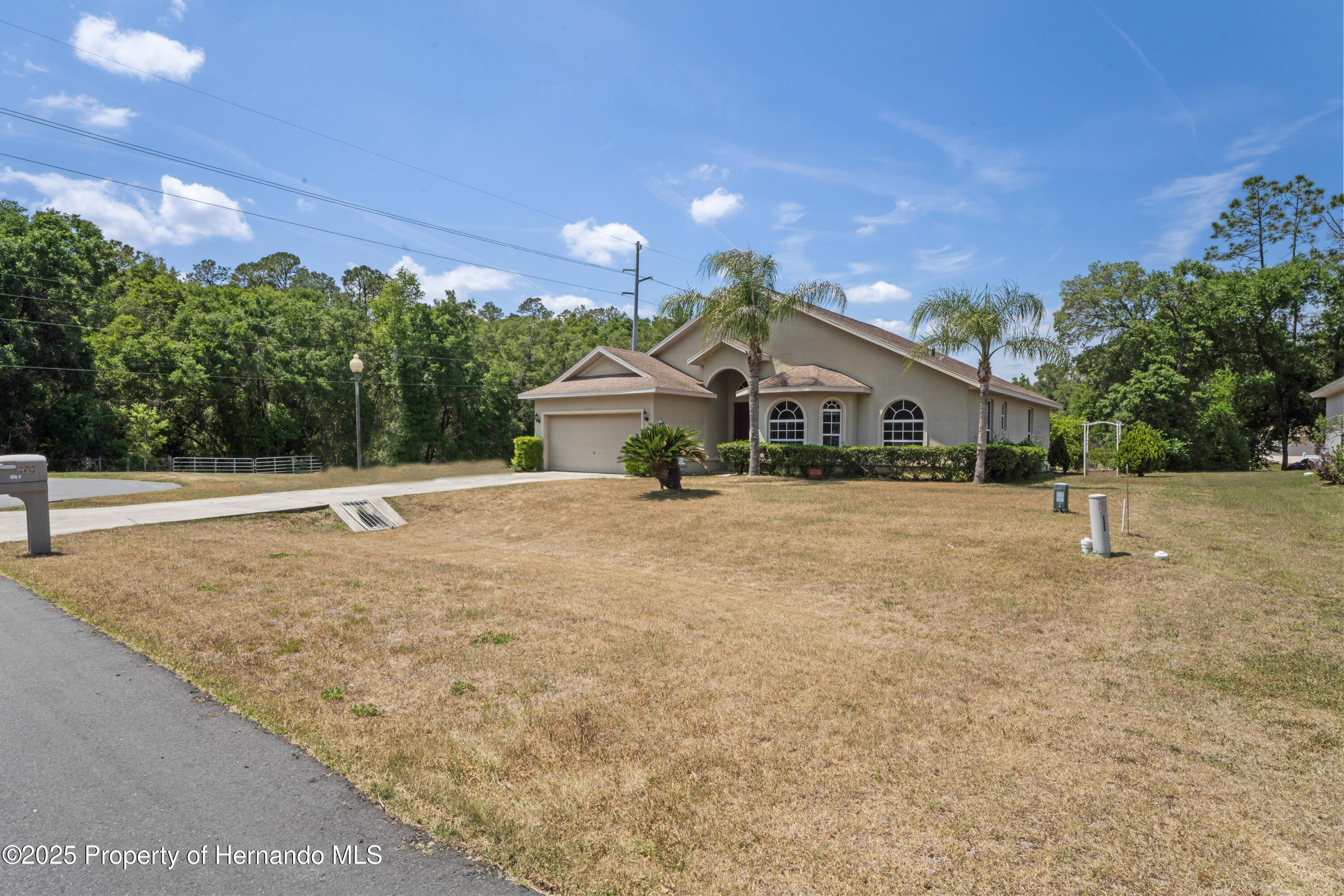 2585 E Farewell Path, Hernando, Florida image 42