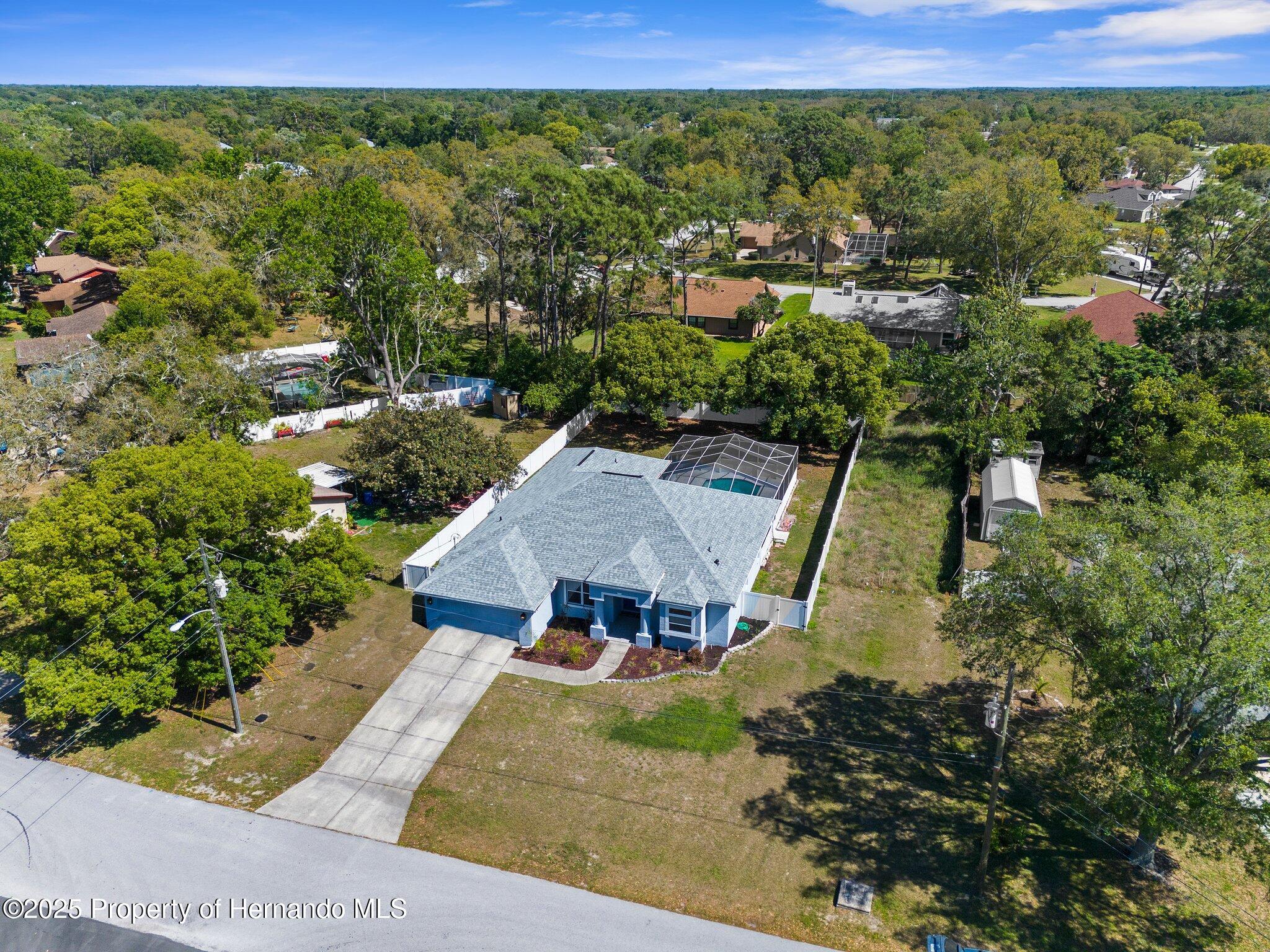 8604 Vicksburg Road, Spring Hill, Florida image 2