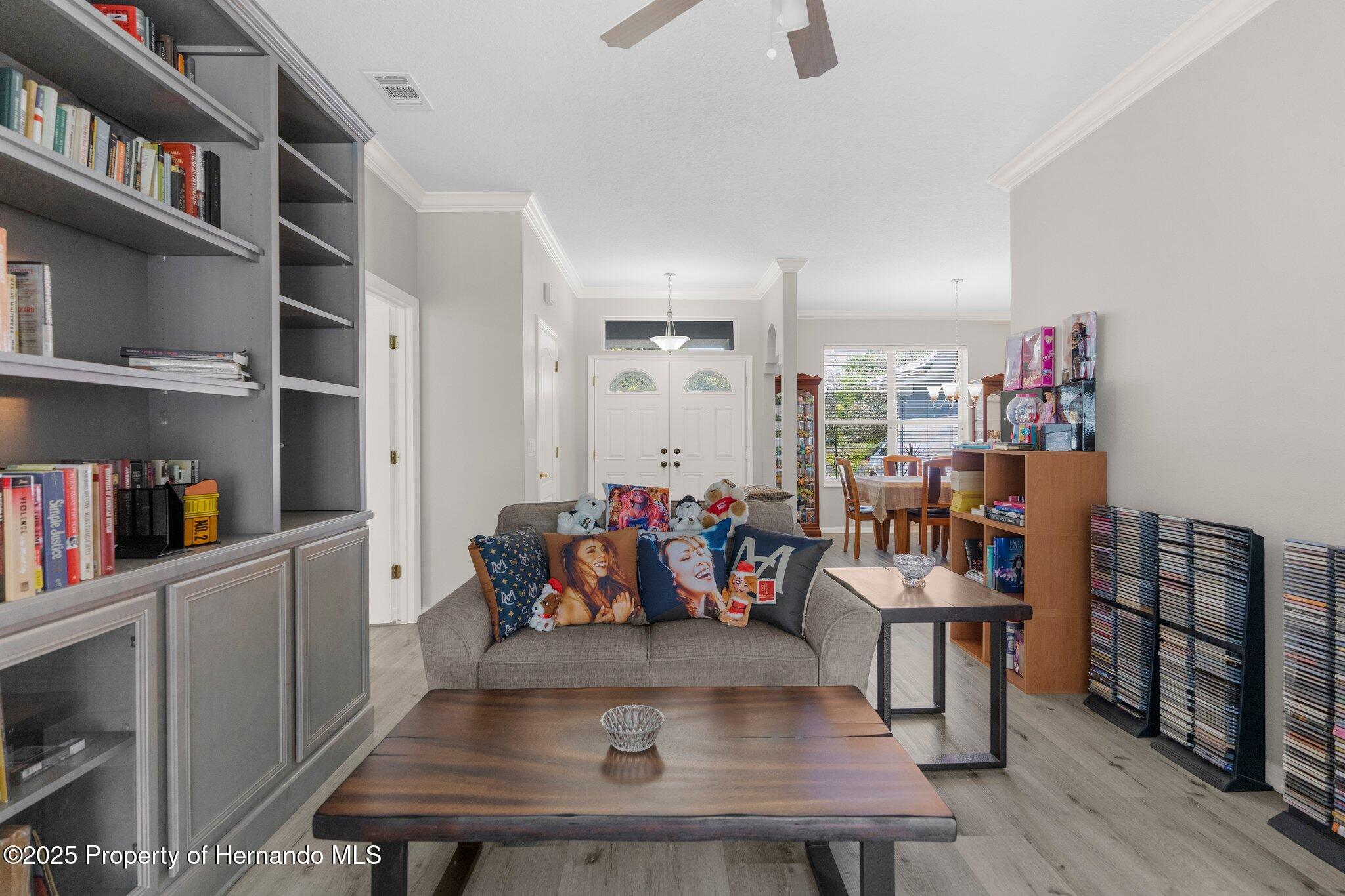 8604 Vicksburg Road, Spring Hill, Florida image 7