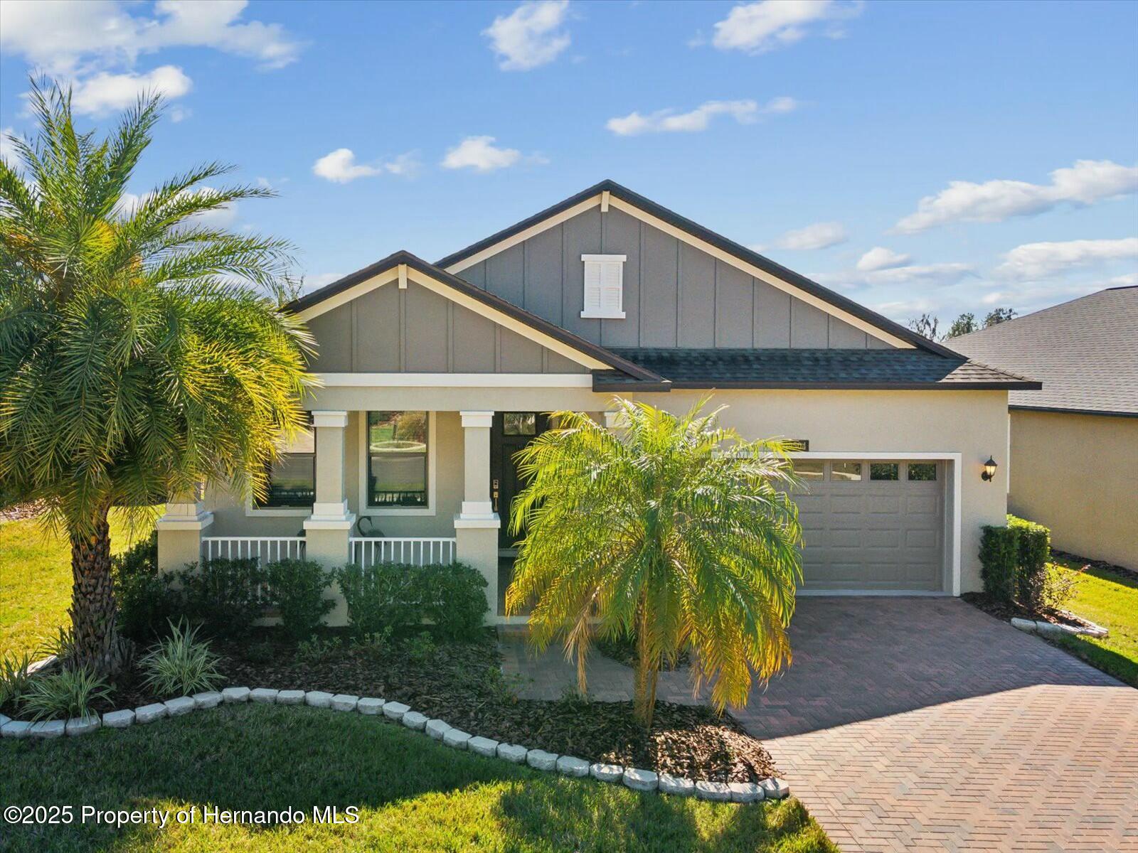 19504 Lily Pond Court, Brooksville, Florida image 6