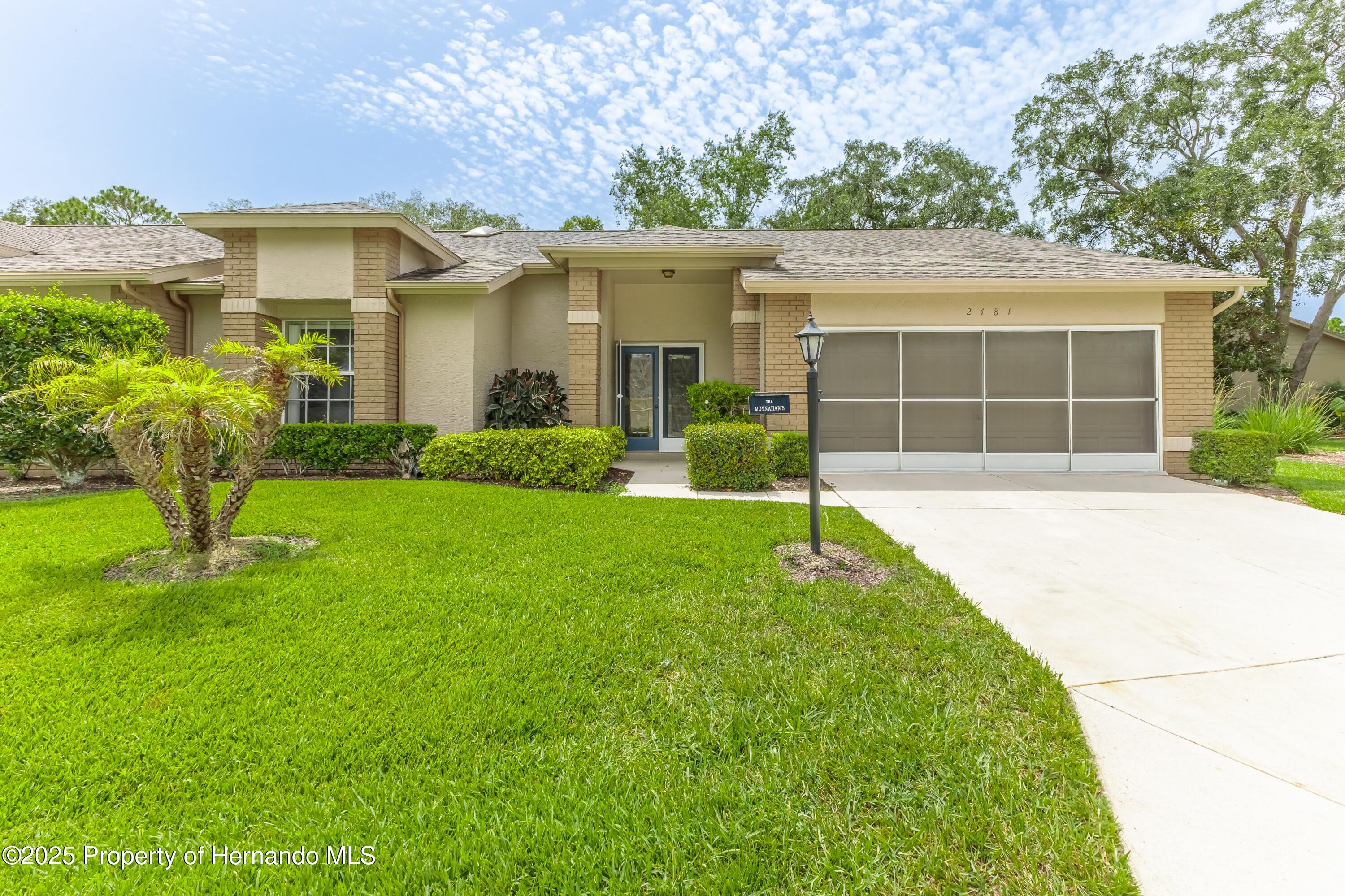 2481 Whispering Pines Court, Spring Hill, Florida image 2