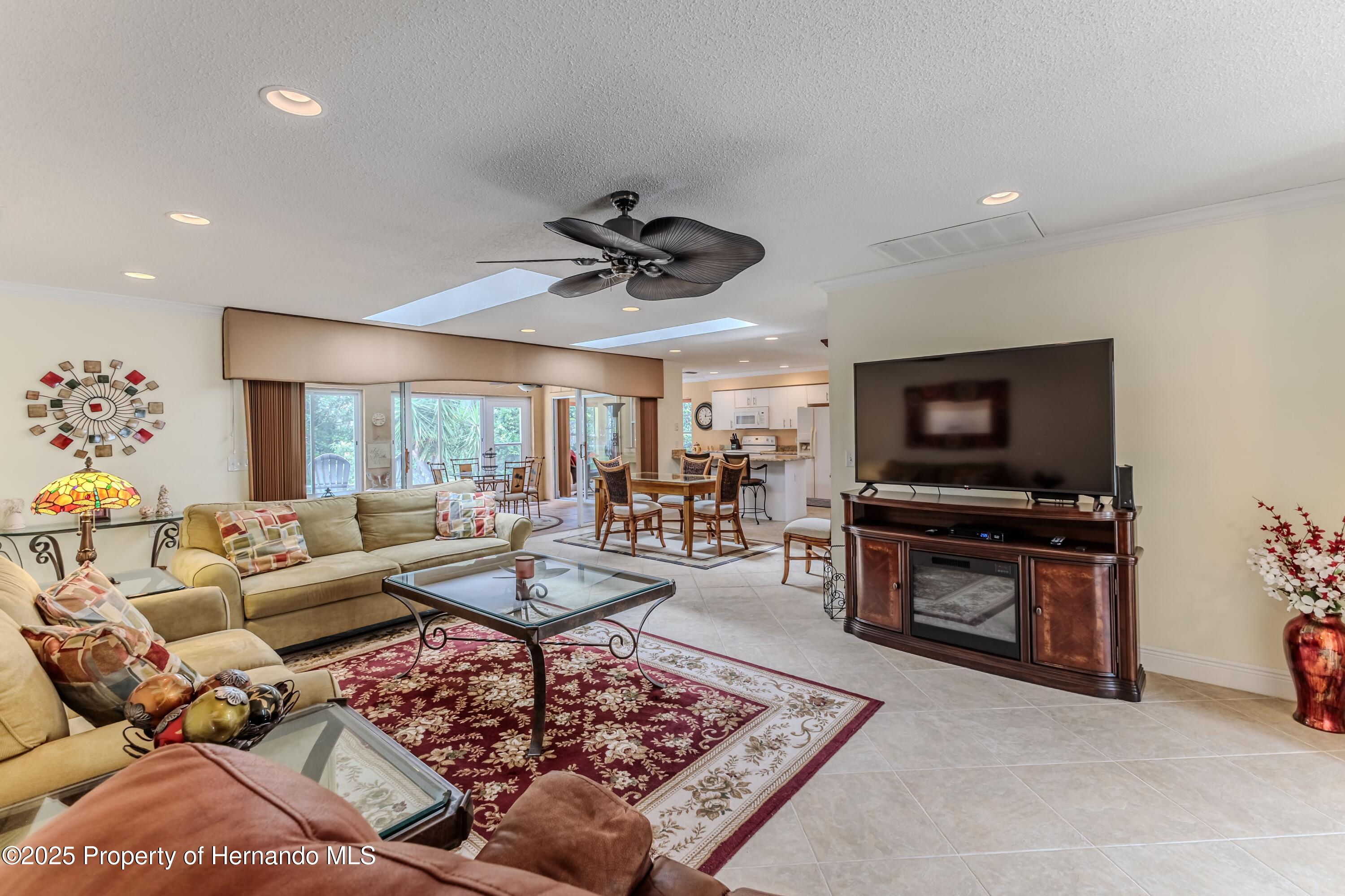 2481 Whispering Pines Court, Spring Hill, Florida image 12