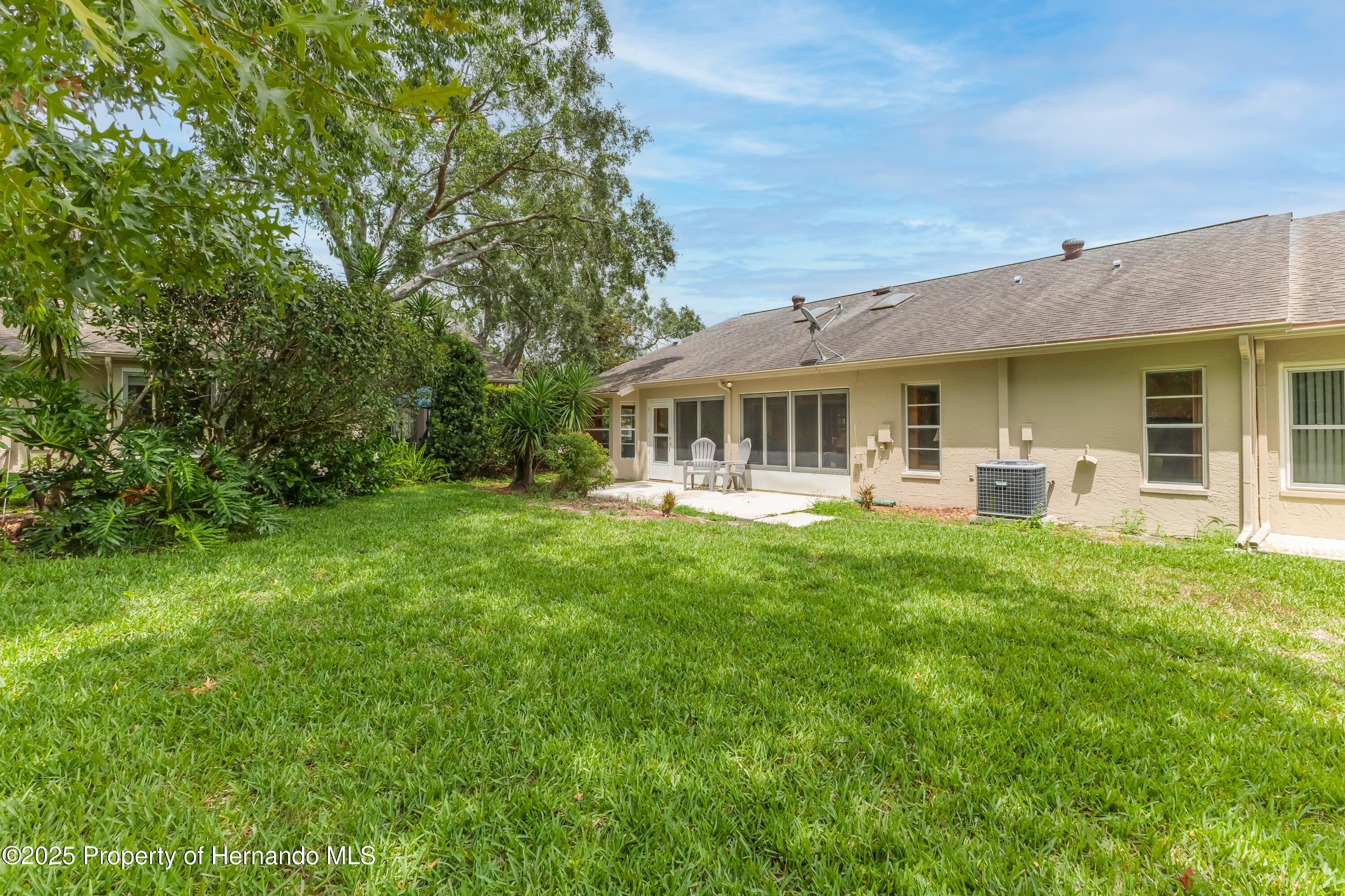 2481 Whispering Pines Court, Spring Hill, Florida image 46
