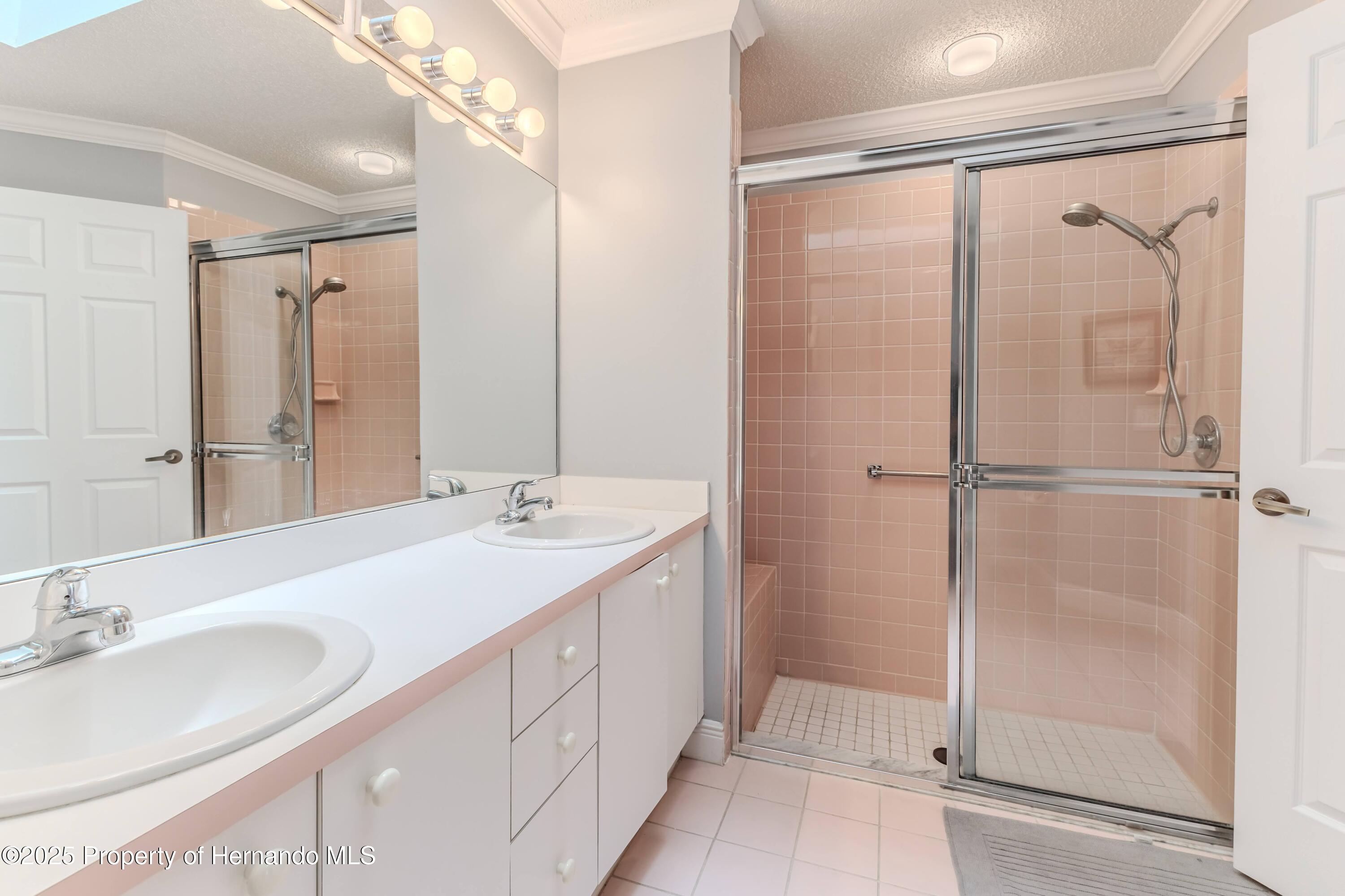 2481 Whispering Pines Court, Spring Hill, Florida image 31