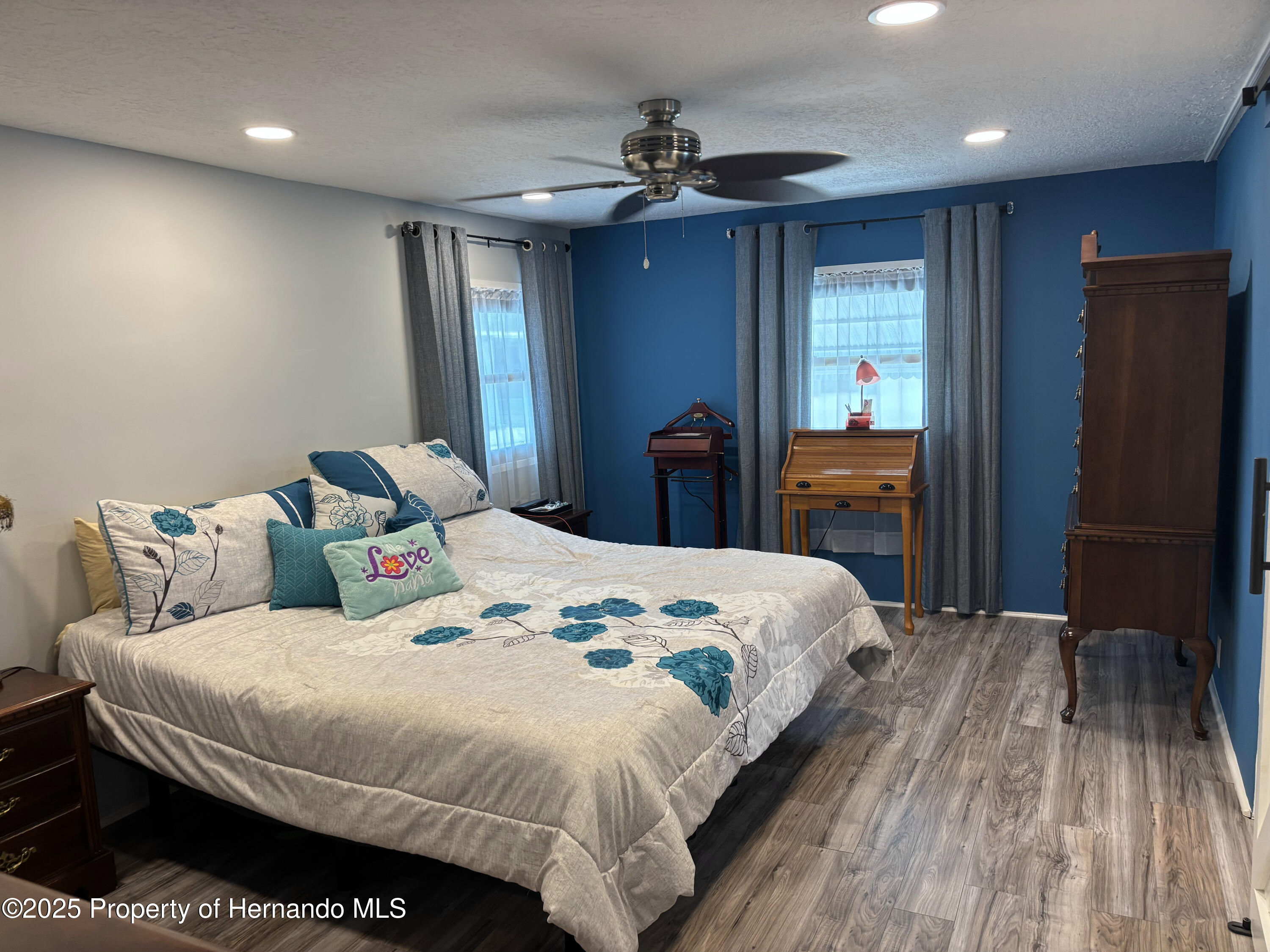 15693 Brookridge Boulevard, Brooksville, Florida image 6