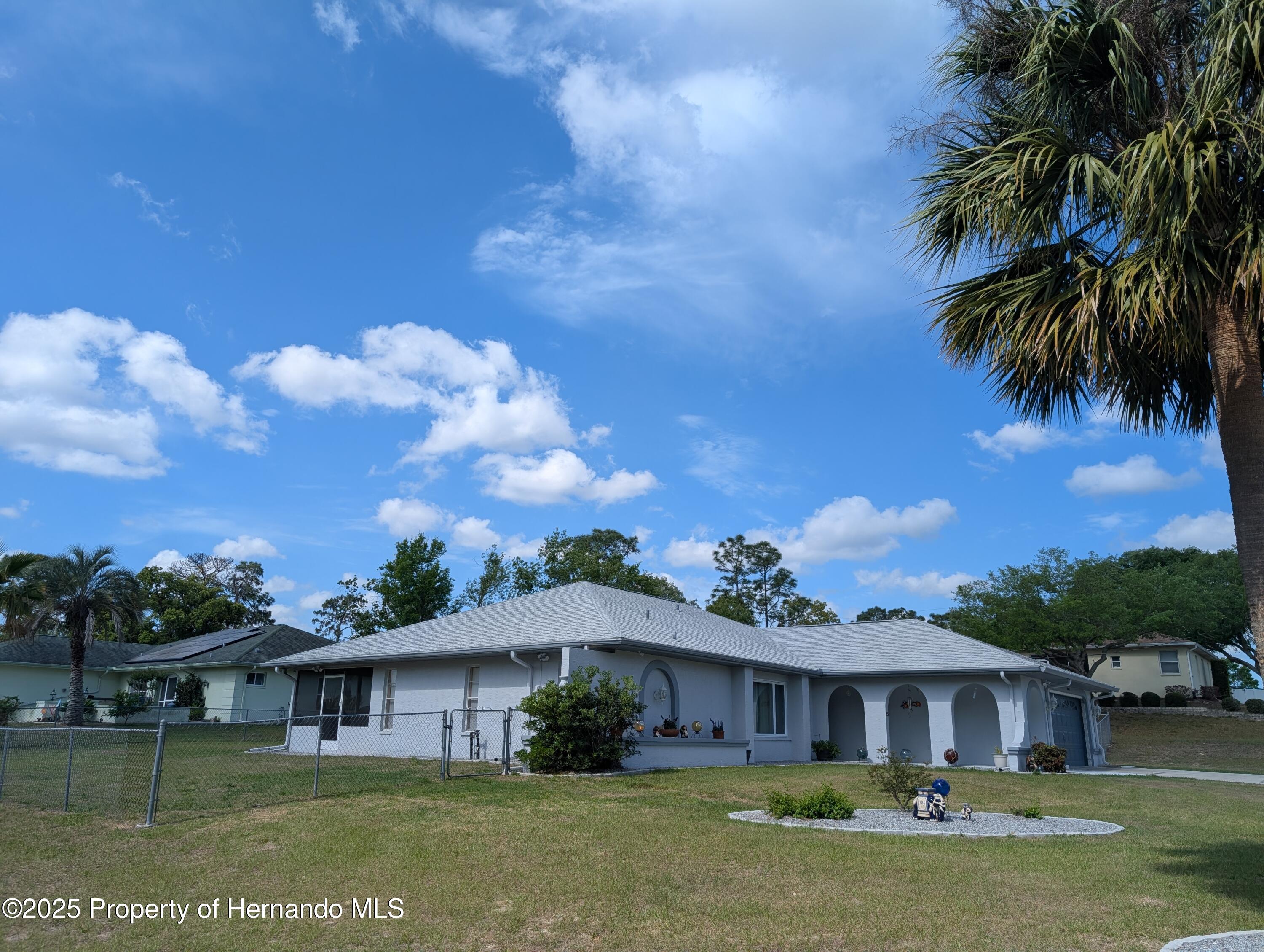 12060 Topaz Street, Spring Hill, Florida image 3