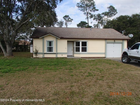 Homes For Rent - 13455 White Plains Street<br/> Spring Hill, FL 34609