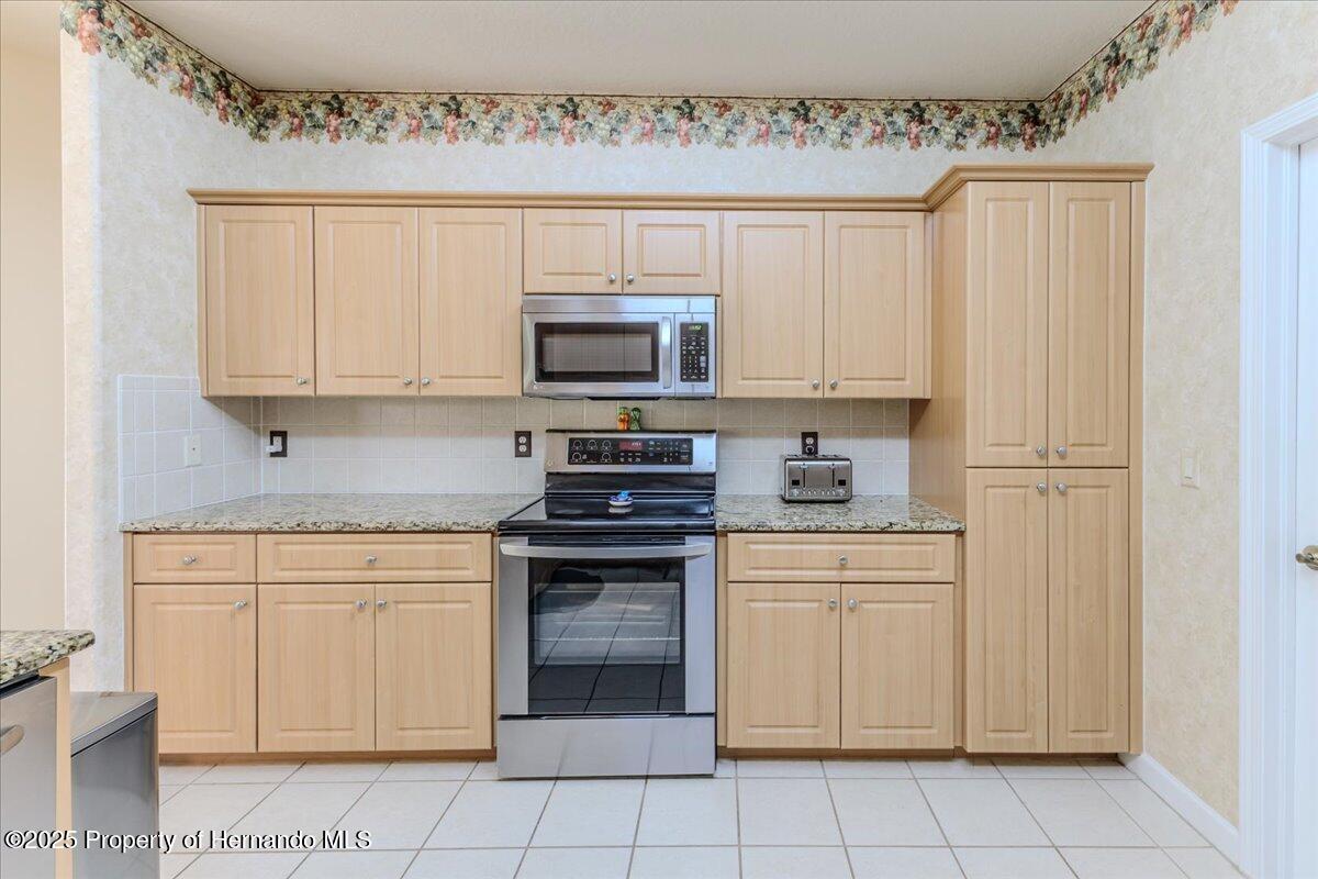 106 Sycamore Circle, Homosassa, Florida image 27
