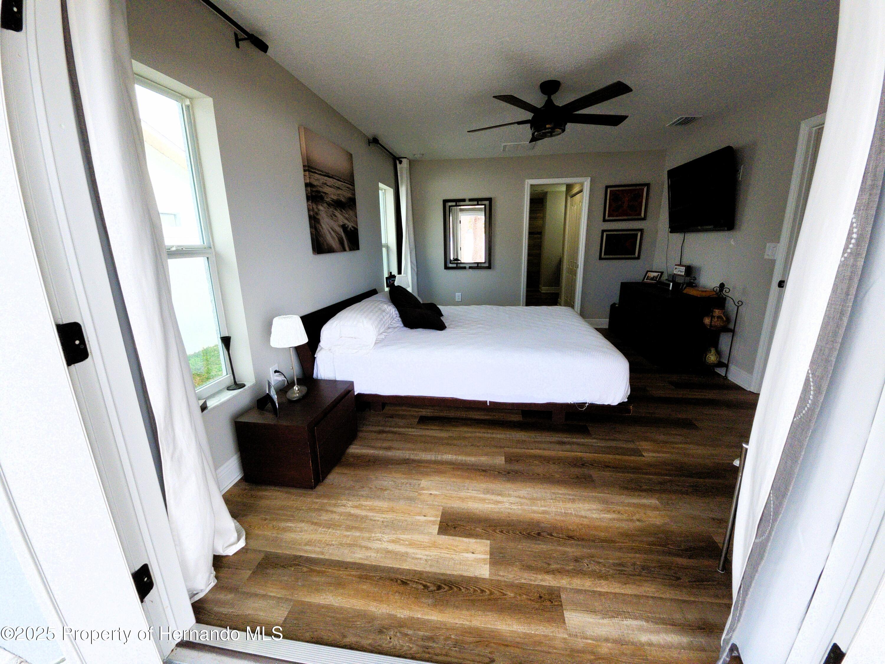 9089 Dupont Avenue, Spring Hill, Florida image 37