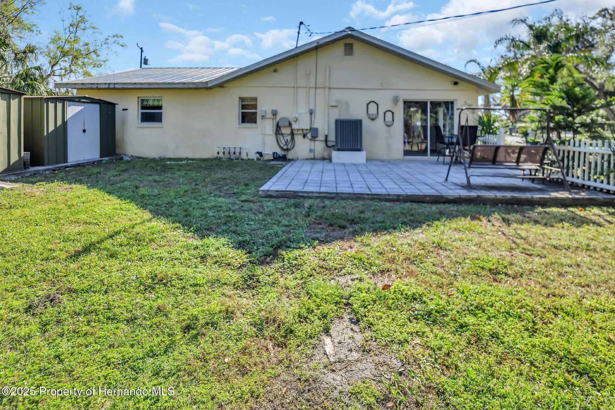 1149 SE Kings Bay Drive, Crystal River, Florida image 28