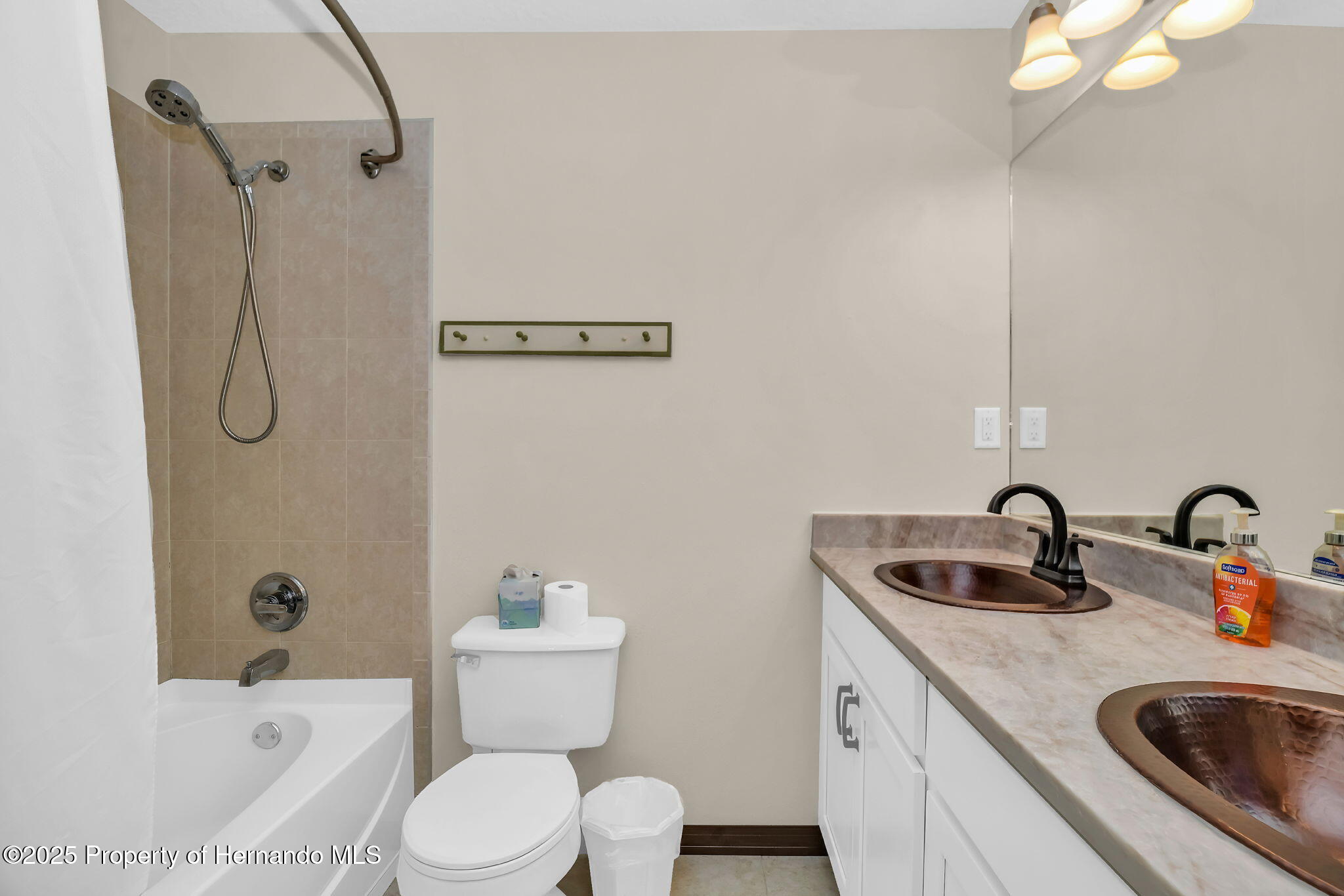 1149 SE Kings Bay Drive, Crystal River, Florida image 25