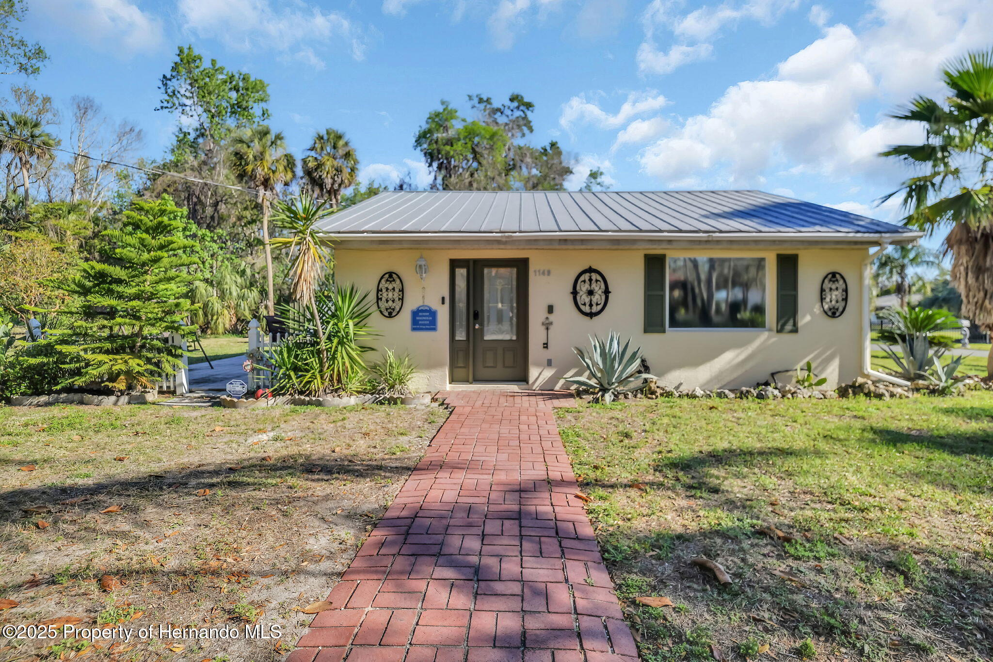 1149 SE Kings Bay Drive, Crystal River, Florida image 3