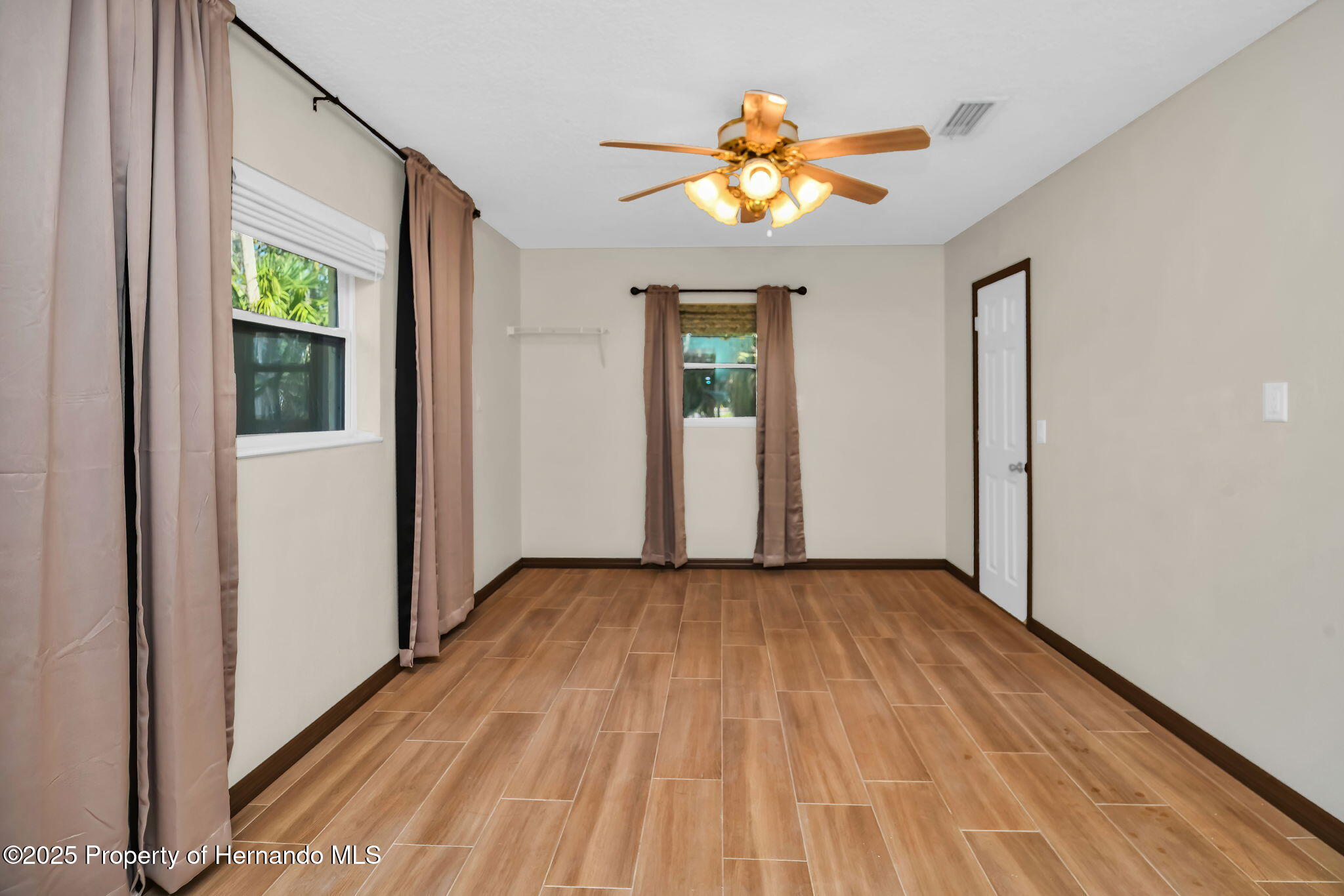 1149 SE Kings Bay Drive, Crystal River, Florida image 21