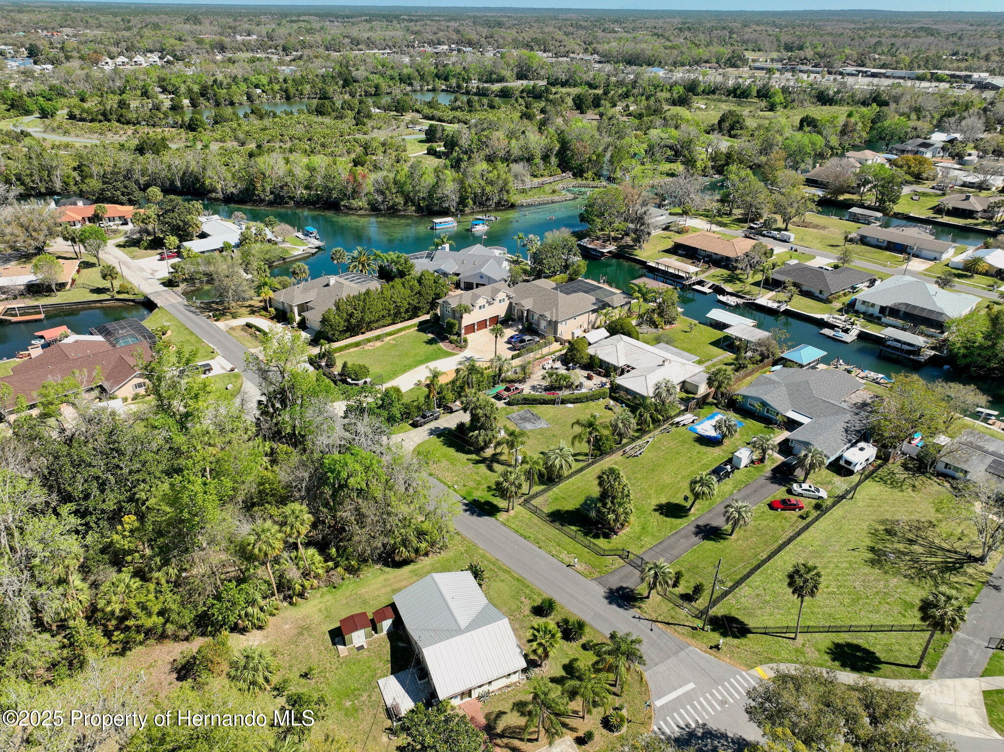 1149 SE Kings Bay Drive, Crystal River, Florida image 37