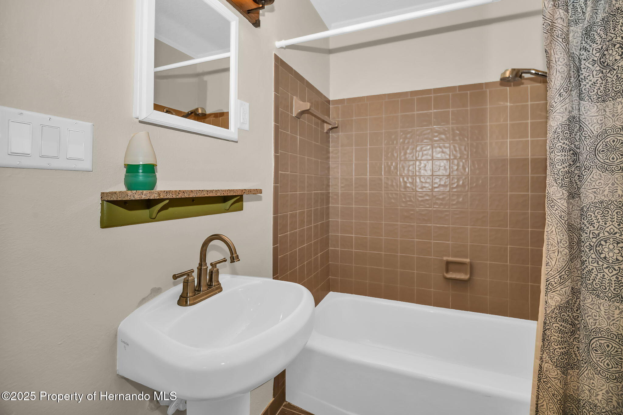 1149 SE Kings Bay Drive, Crystal River, Florida image 18