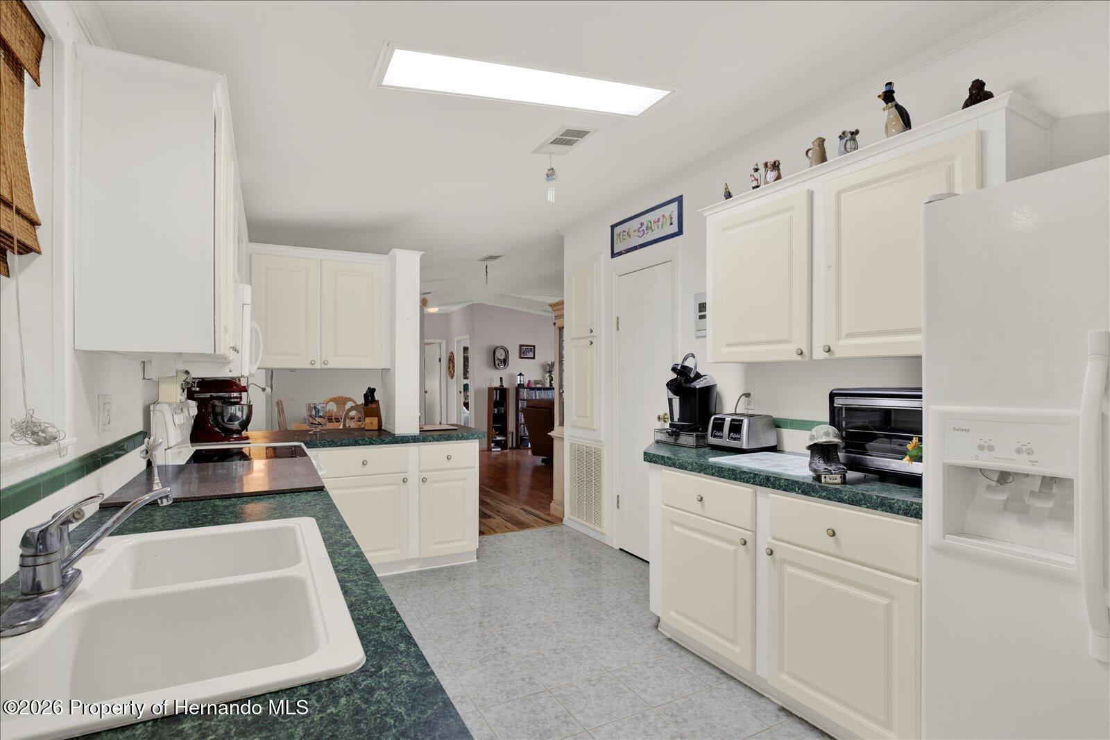 8010 Cedar Cove Avenue