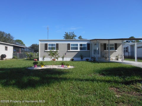 Mobile Home For Sale - 8104 Dinsmore Street<br/> Brooksville, FL 34613