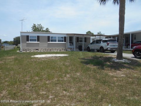 Mobile Home For Sale - 8104 Dinsmore Street<br/> Brooksville, FL 34613