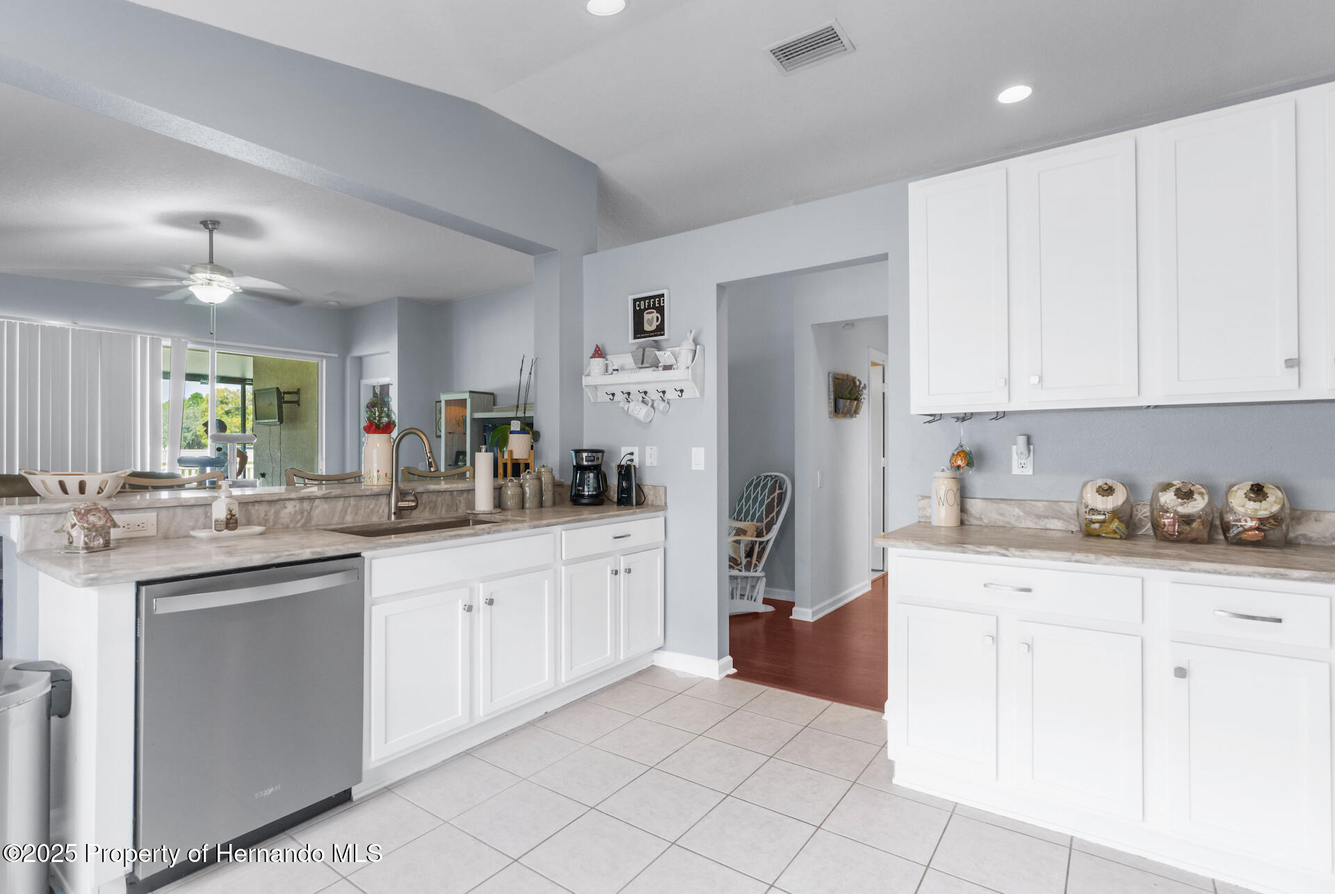 779 Nodding Shade Drive, Brooksville, Florida image 12