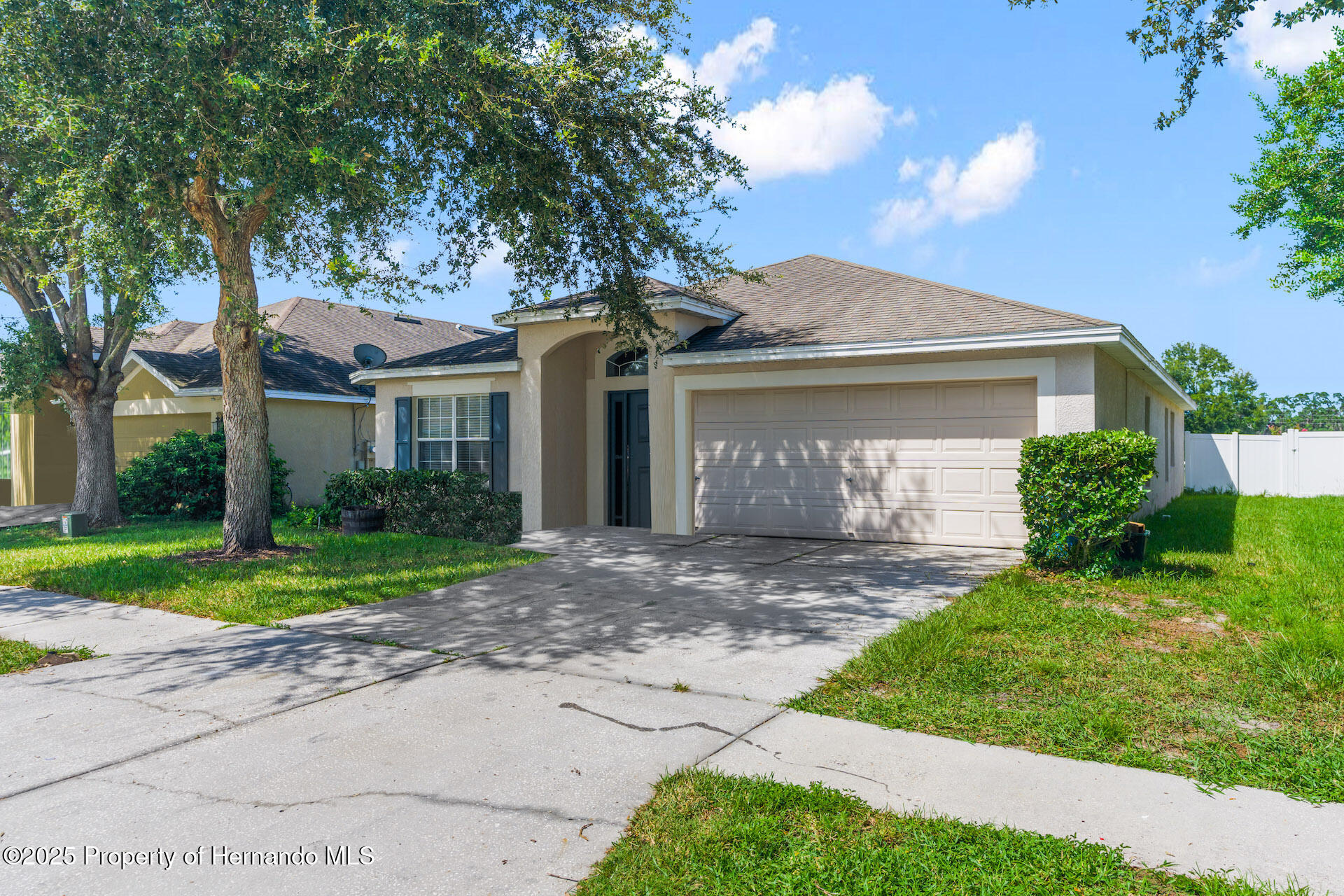 779 Nodding Shade Drive, Brooksville, Florida image 5