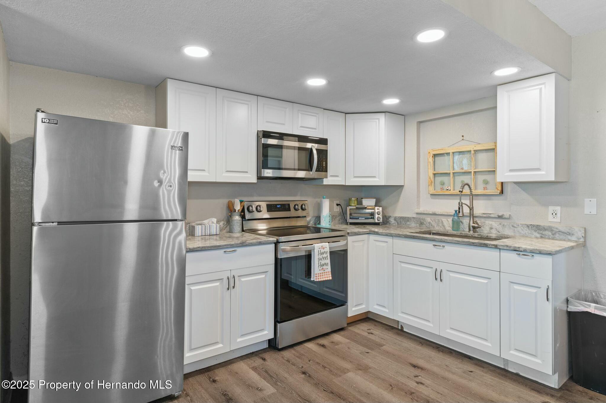 12252 Verona Street, Spring Hill, Florida image 15