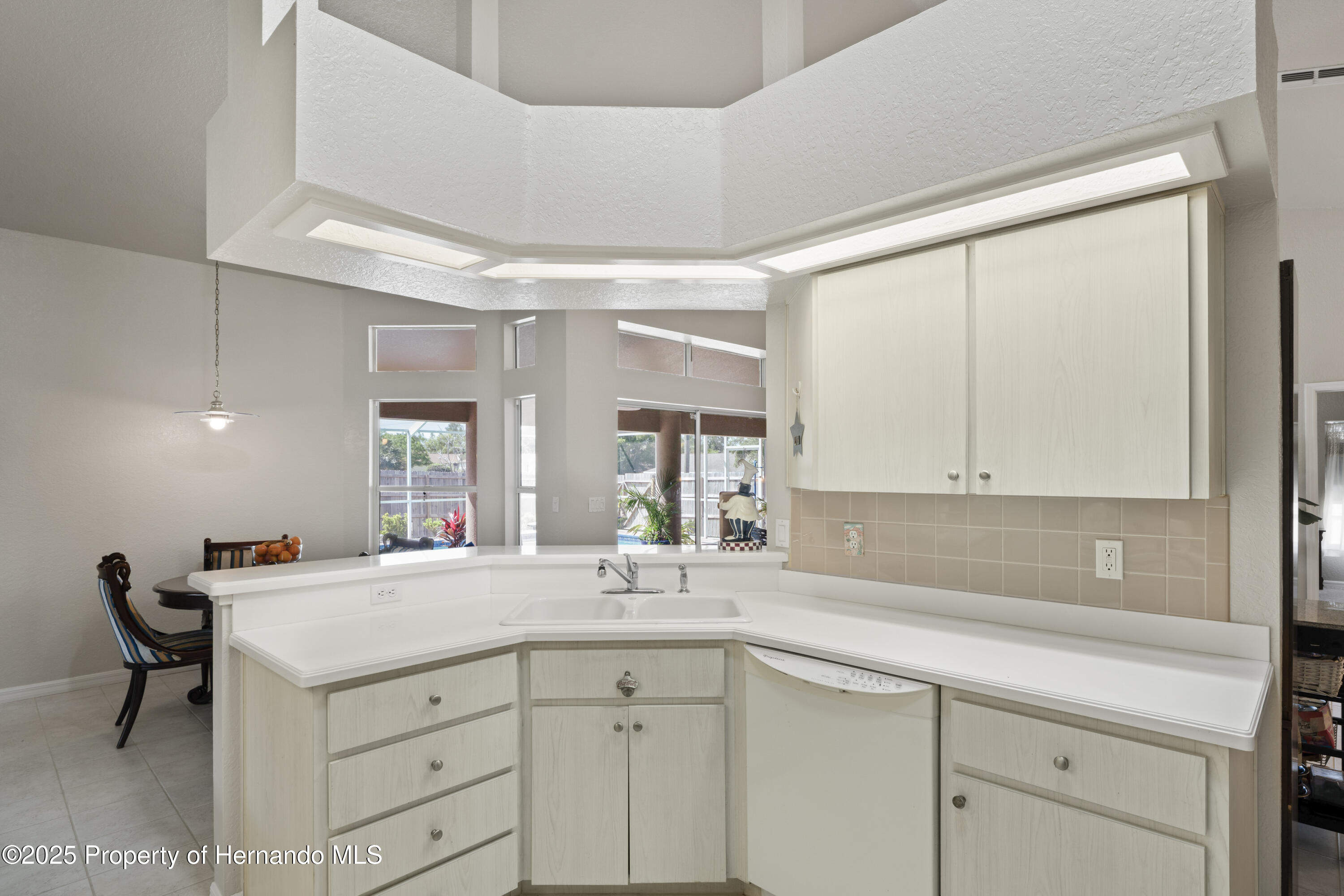 12300 Drake Lane, Spring Hill, Florida image 20