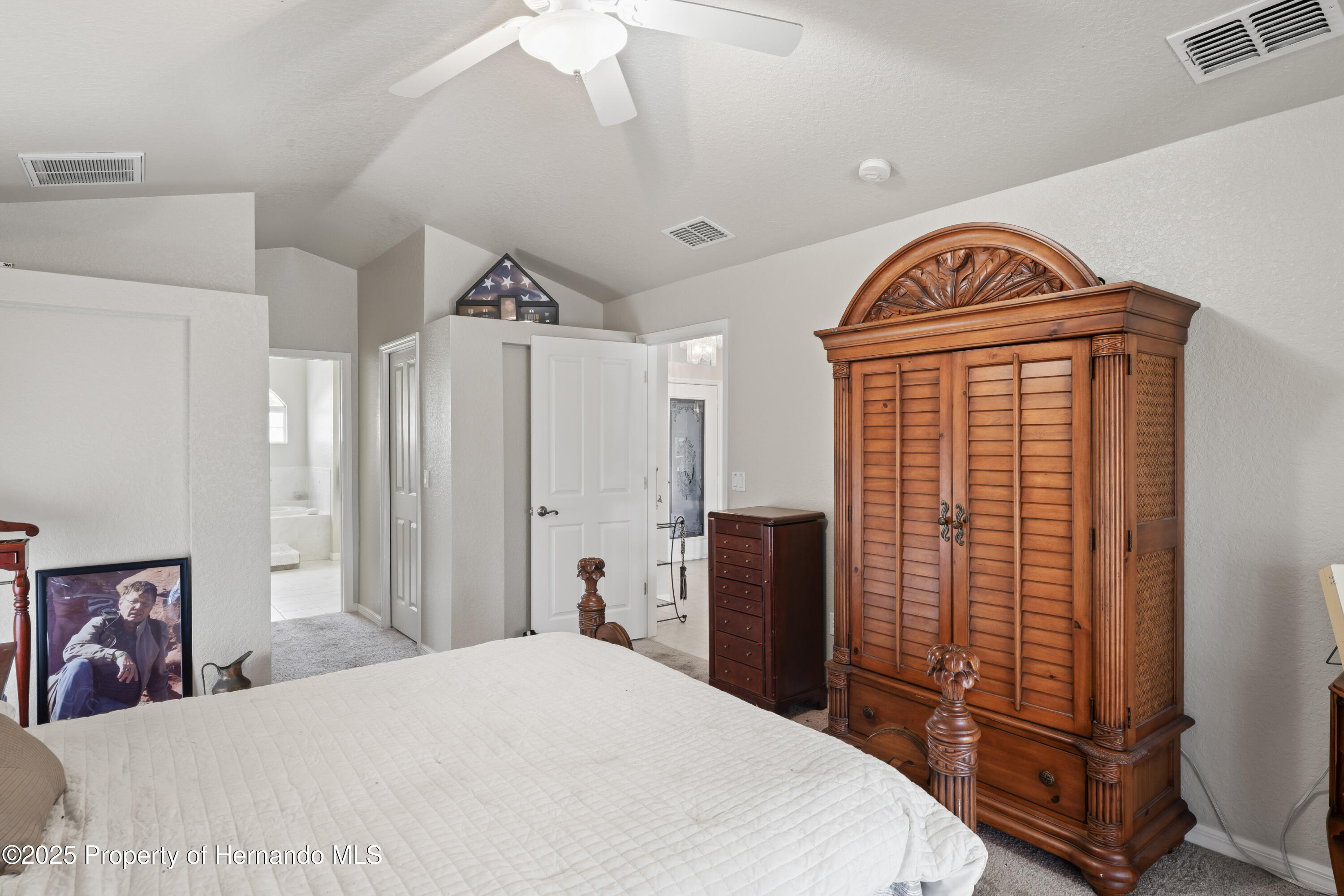 12300 Drake Lane, Spring Hill, Florida image 34
