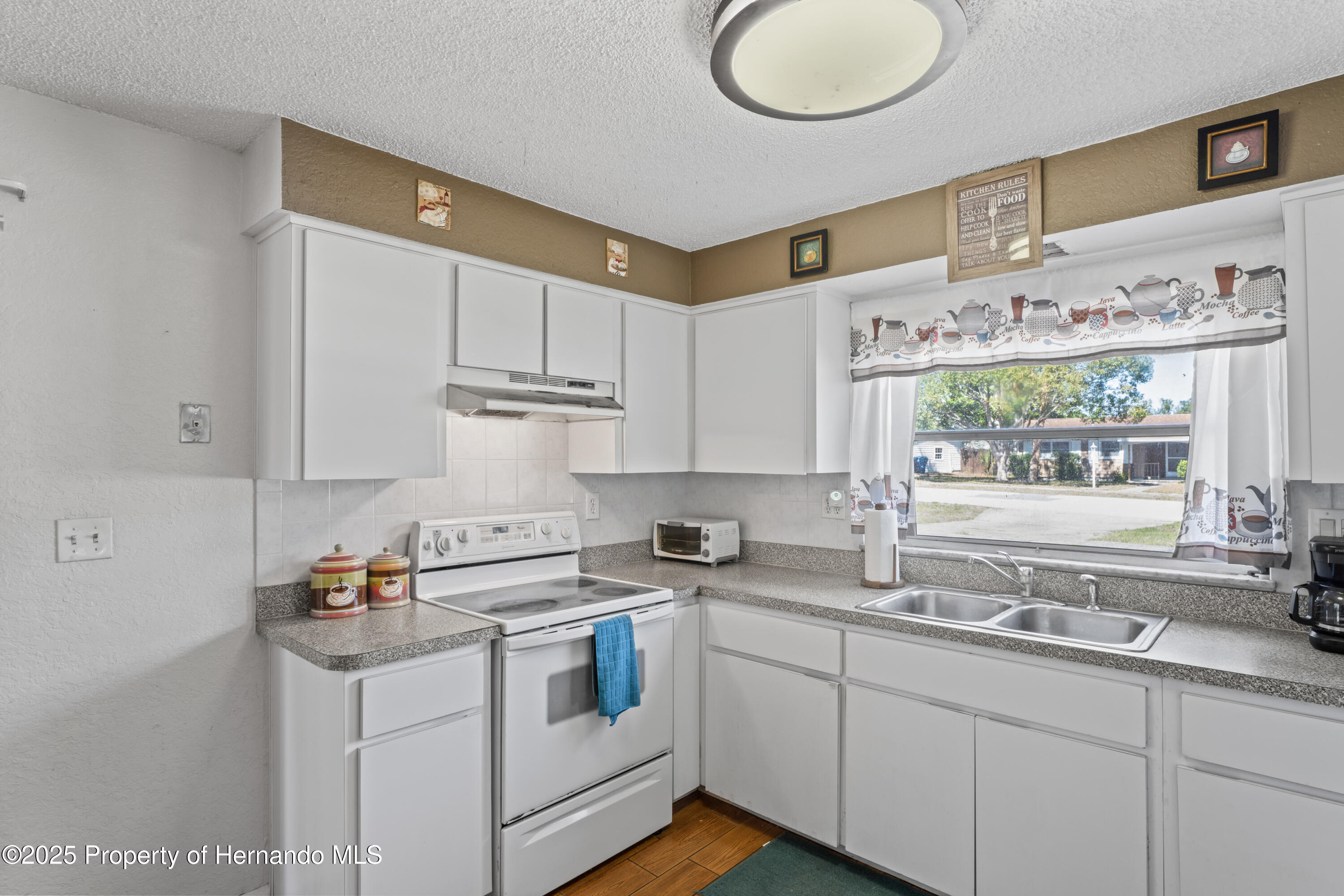 9222 Century Drive, Spring Hill, Florida image 21