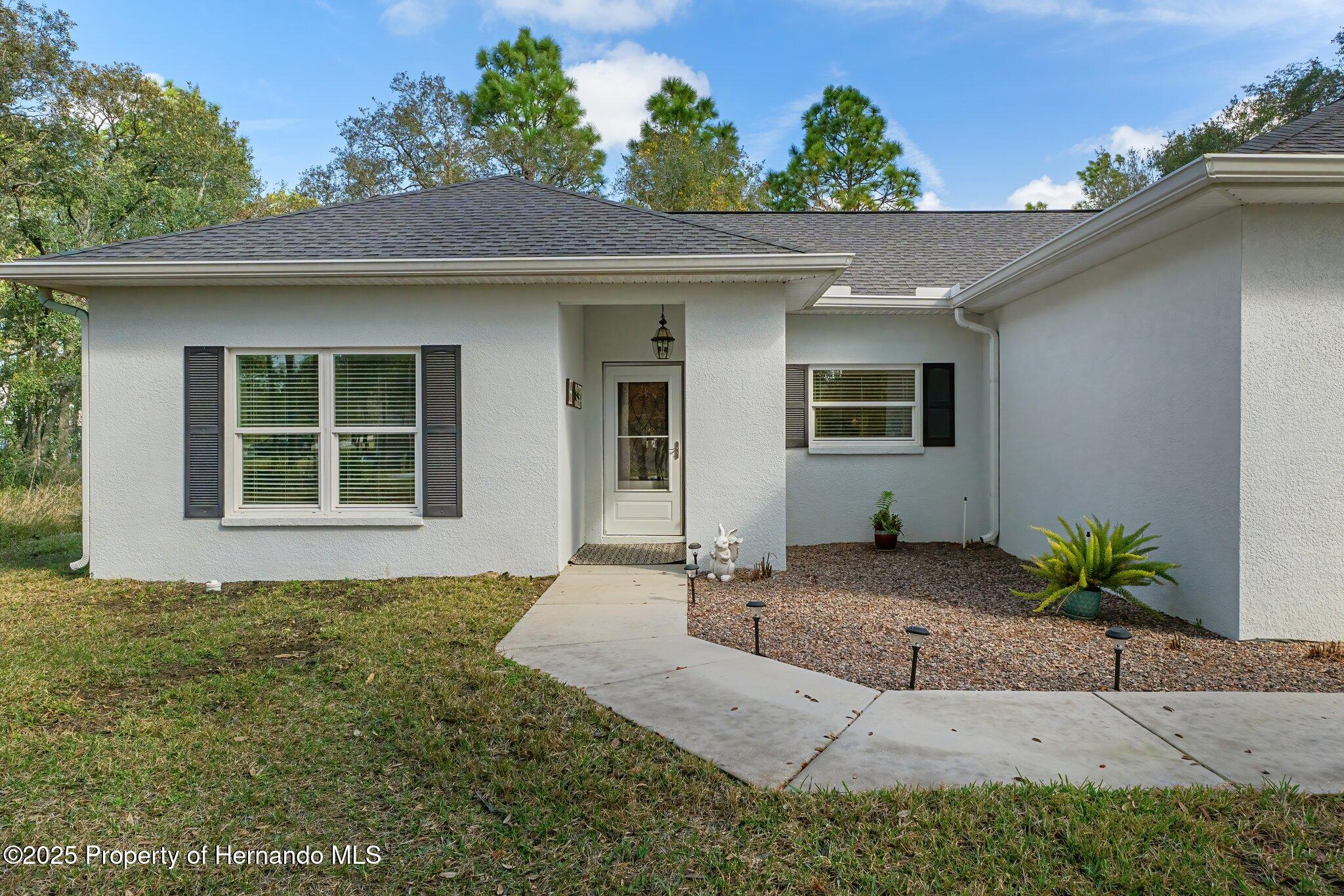 11085 Stilt Avenue, Weeki Wachee, Florida image 1