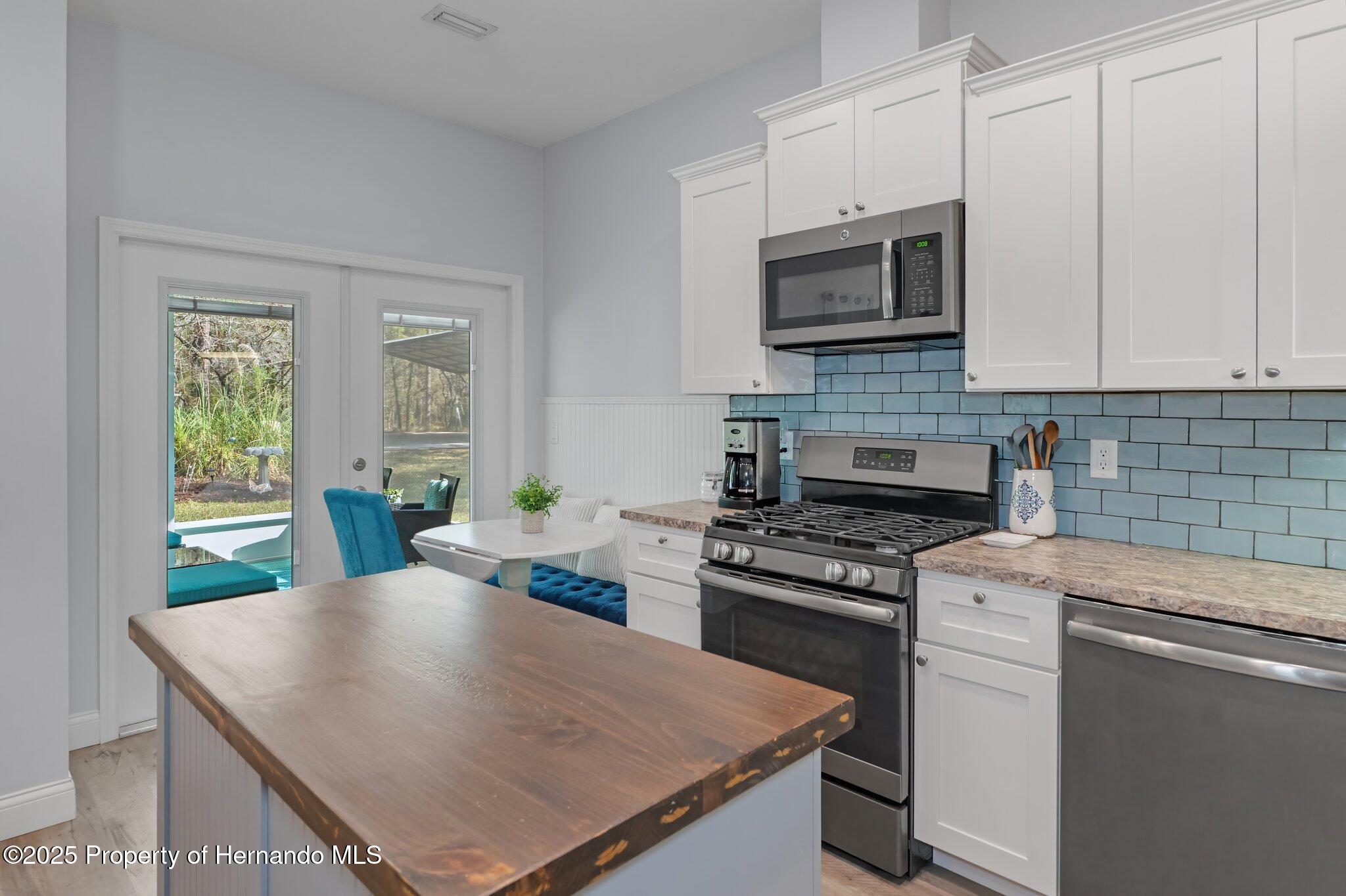 11085 Stilt Avenue, Weeki Wachee, Florida image 12