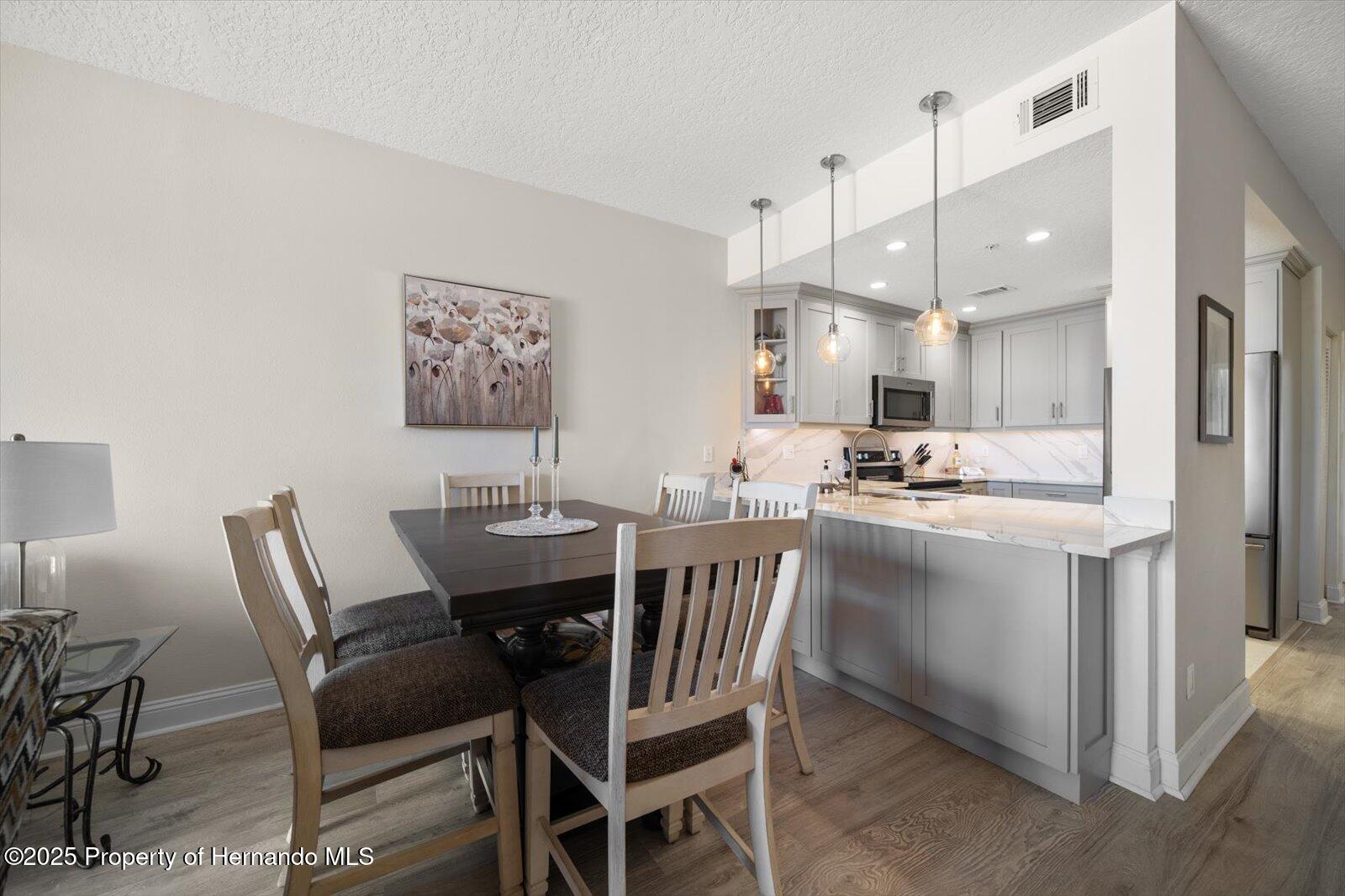 320 Island Way, Clearwater, Florida image 15