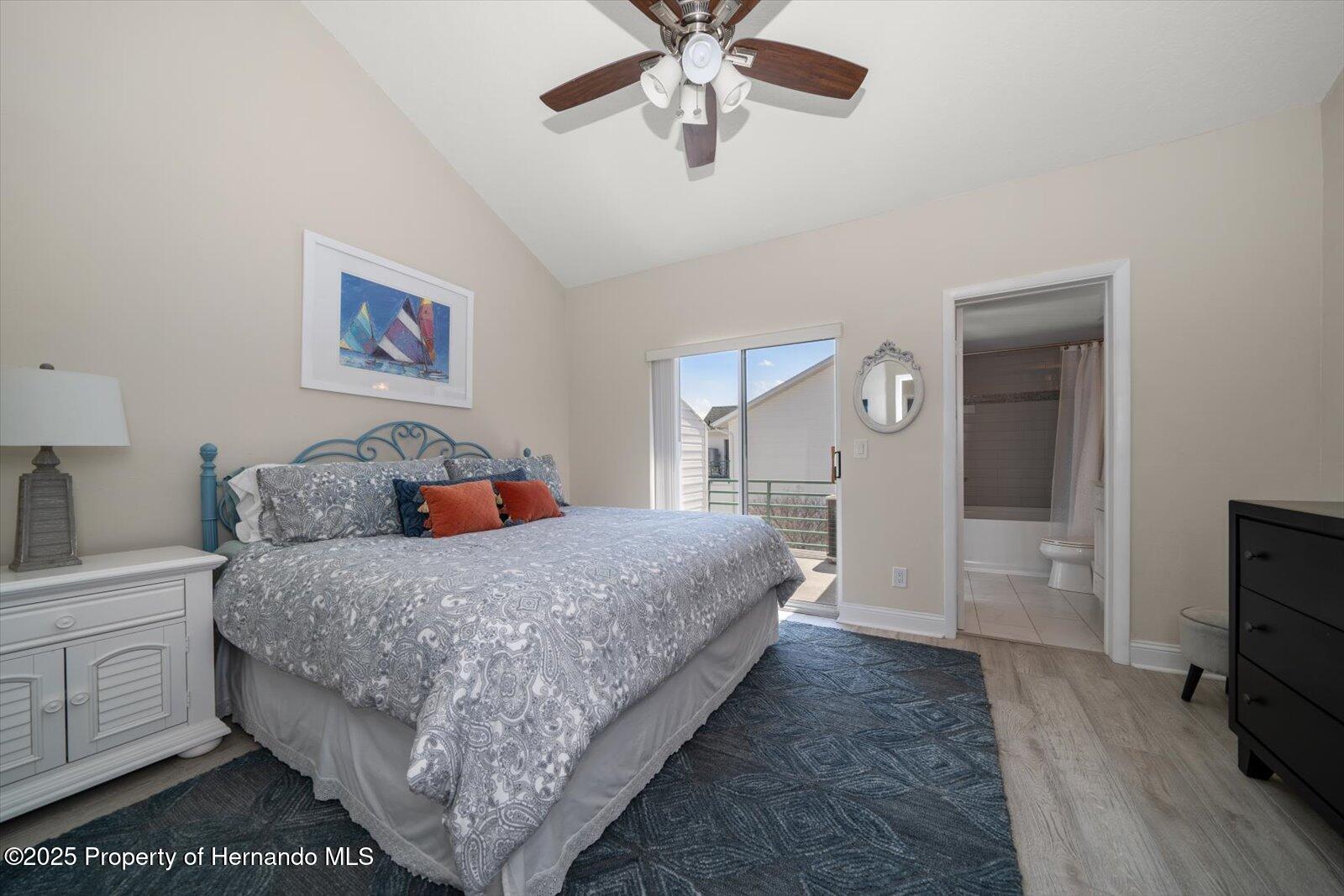 320 Island Way, Clearwater, Florida image 38