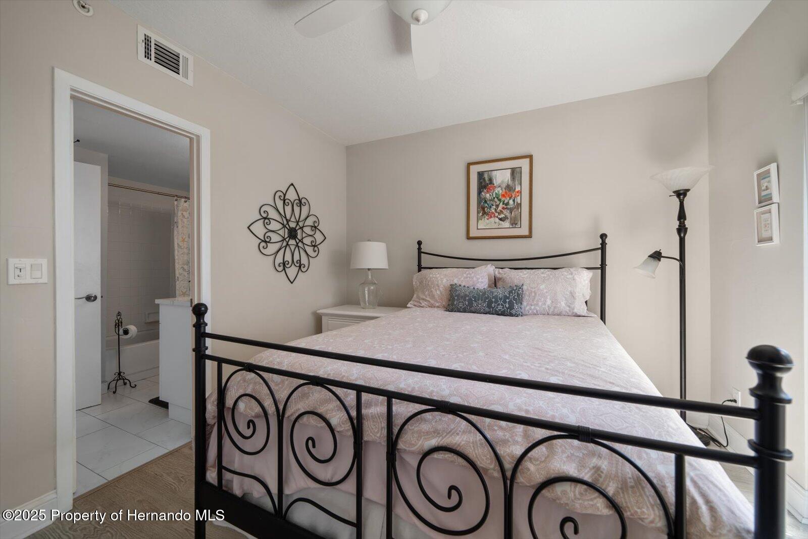 320 Island Way, Clearwater, Florida image 34