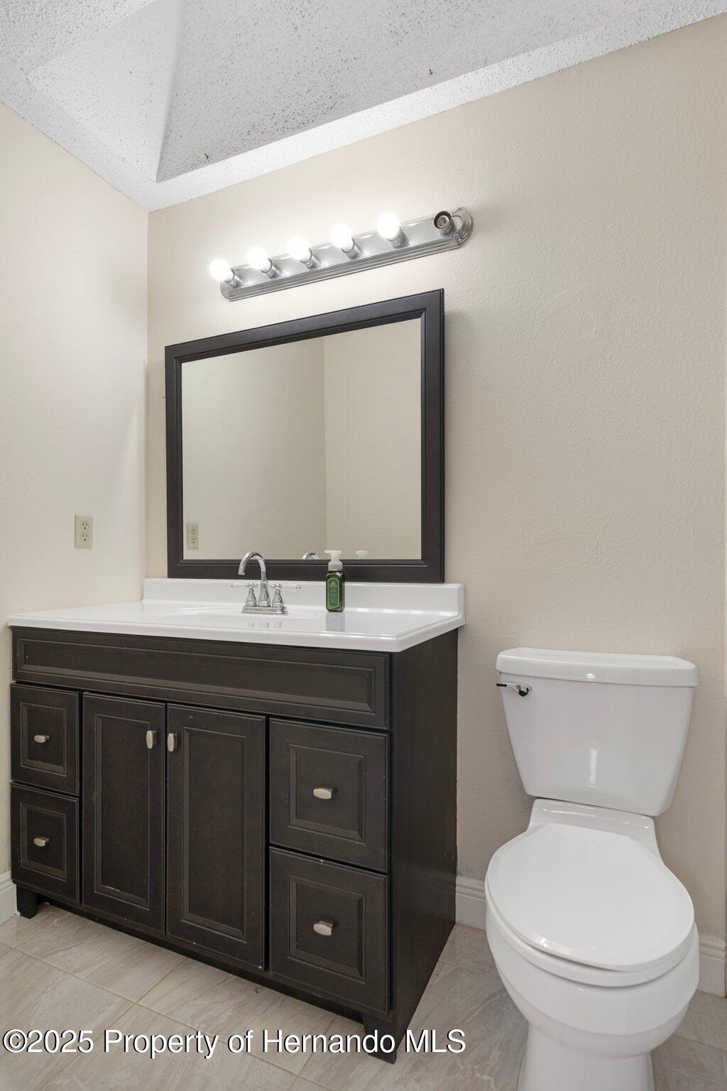 8431 Spring Hill Drive, Spring Hill, Florida image 30