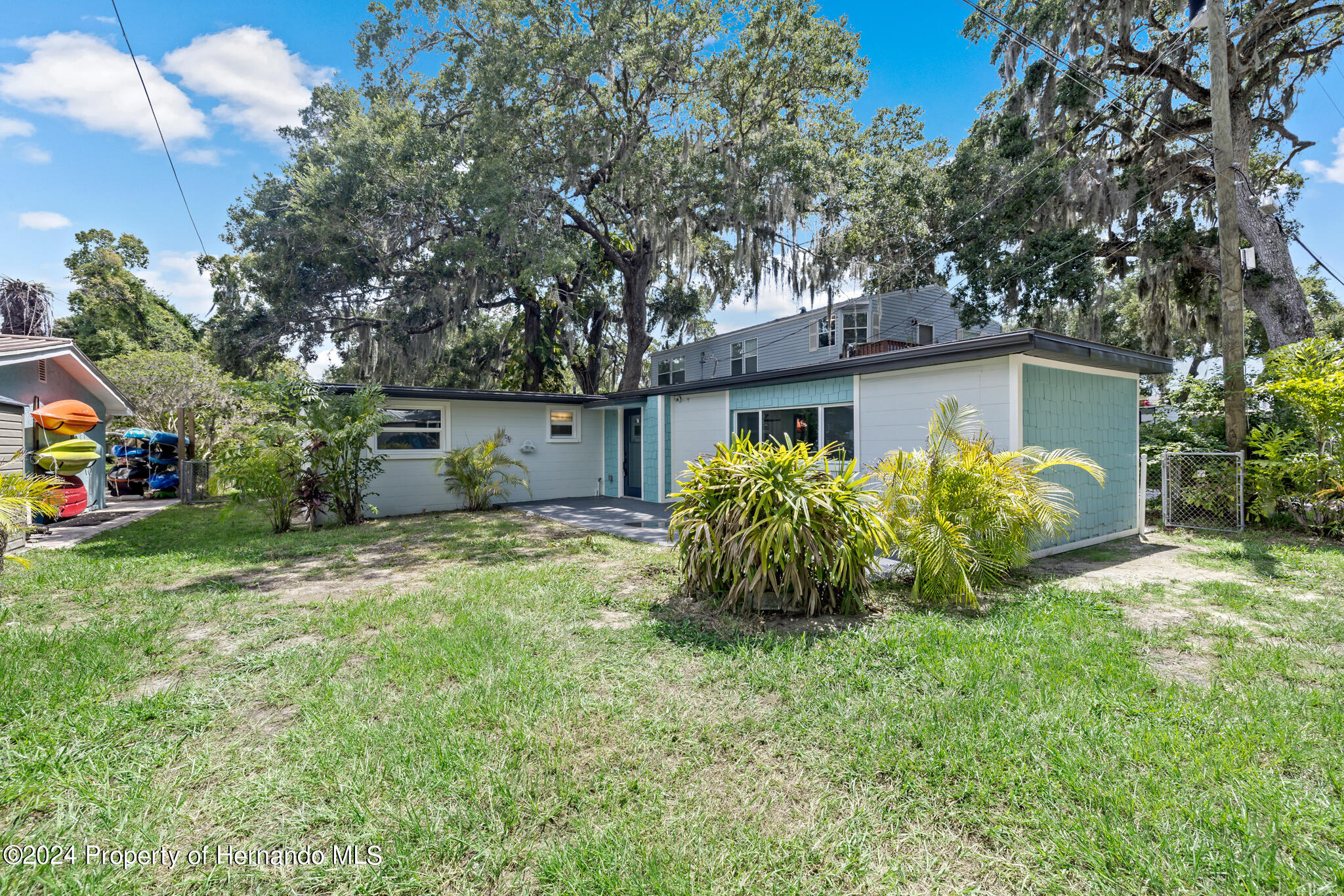 5369 Tuscawilla Drive, Weeki Wachee, Florida image 3