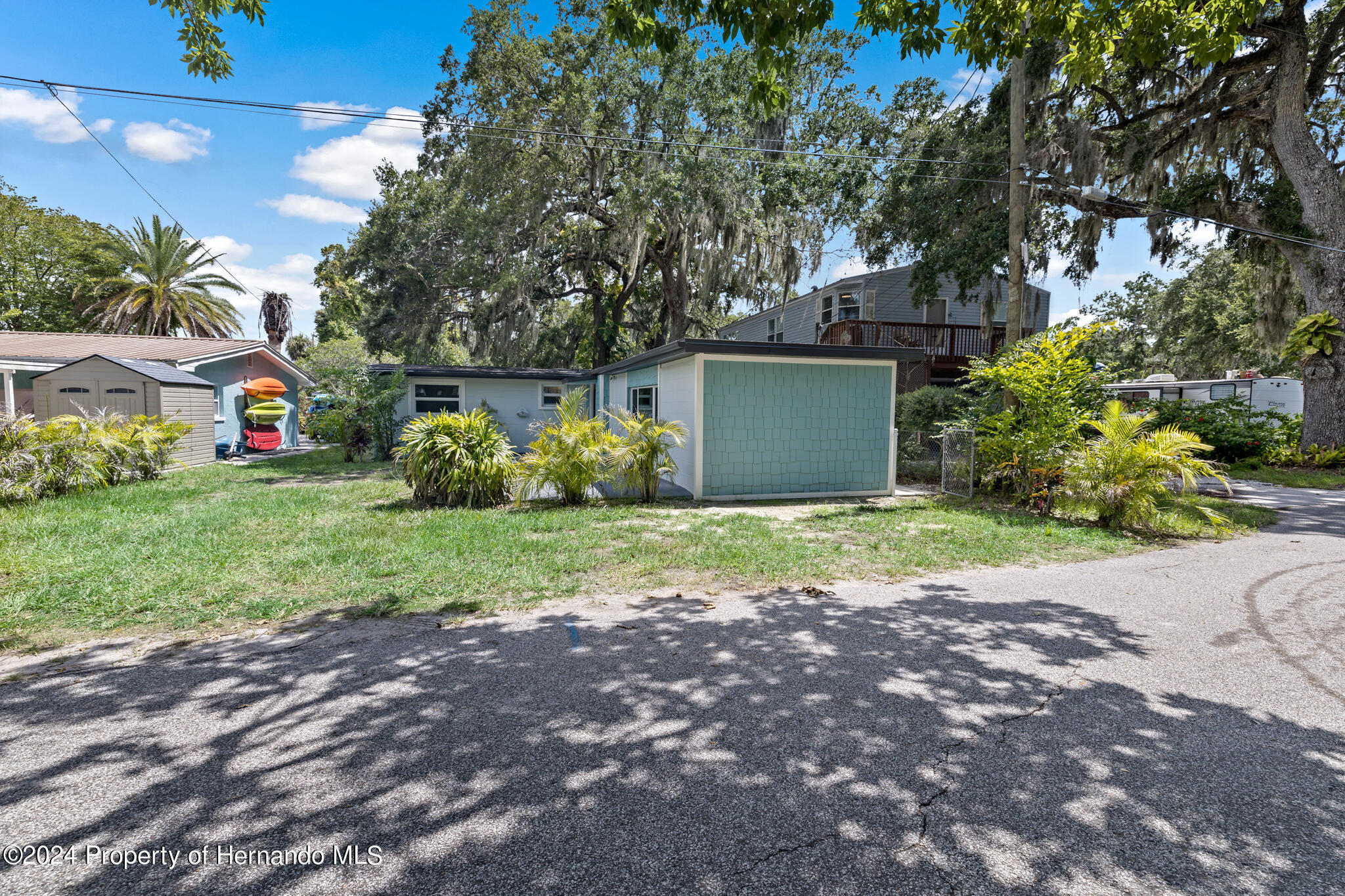 5369 Tuscawilla Drive, Weeki Wachee, Florida image 4