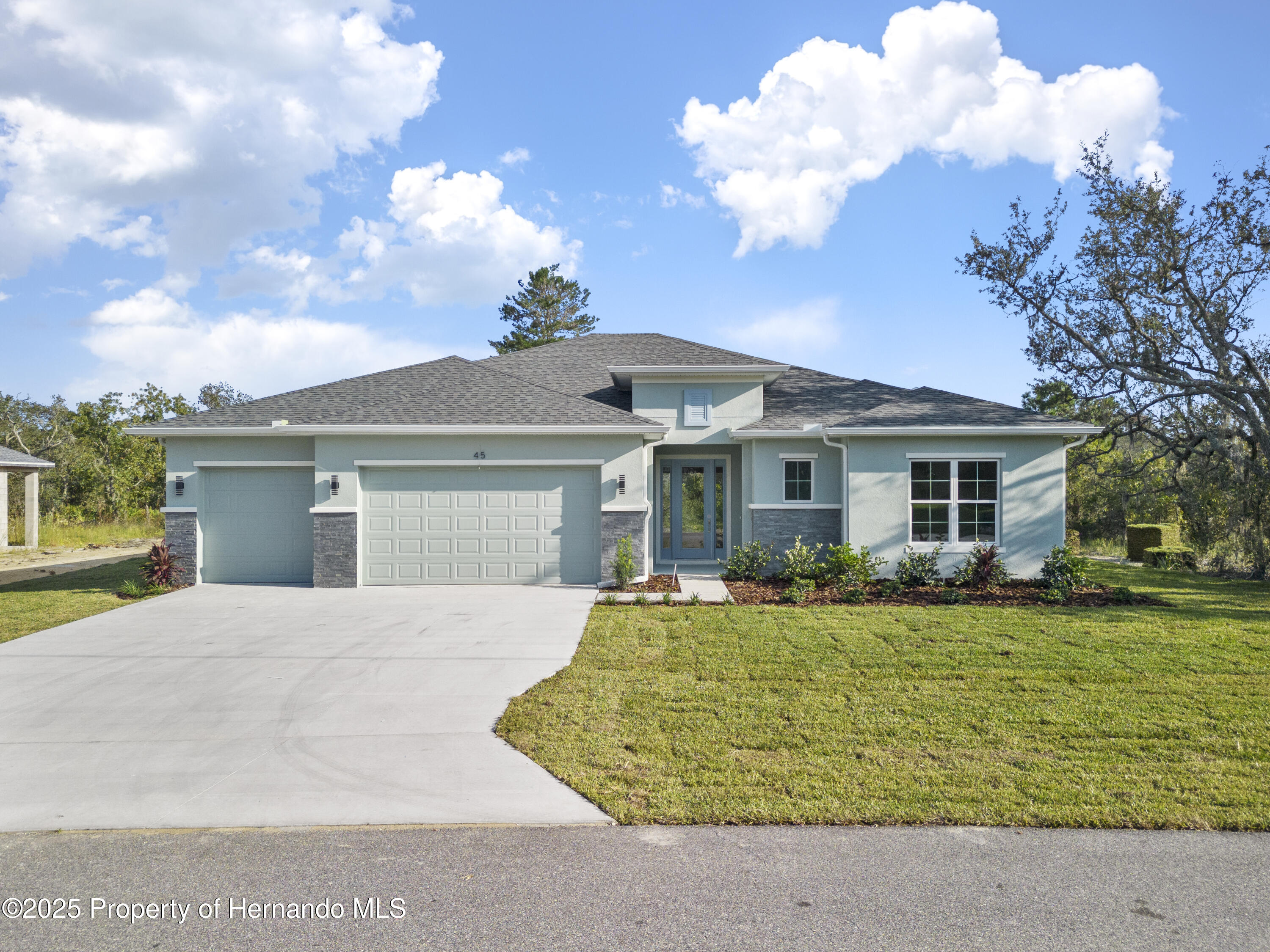 11600 W Timberlane Drive, Homosassa, Florida image 2