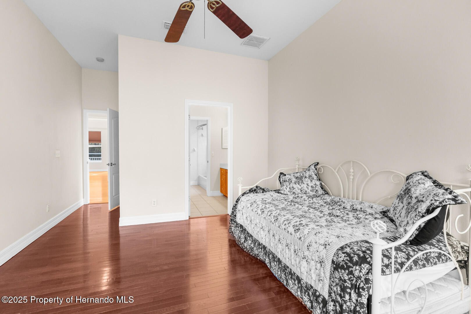22770 Skyview Circle, Brooksville, Florida image 46