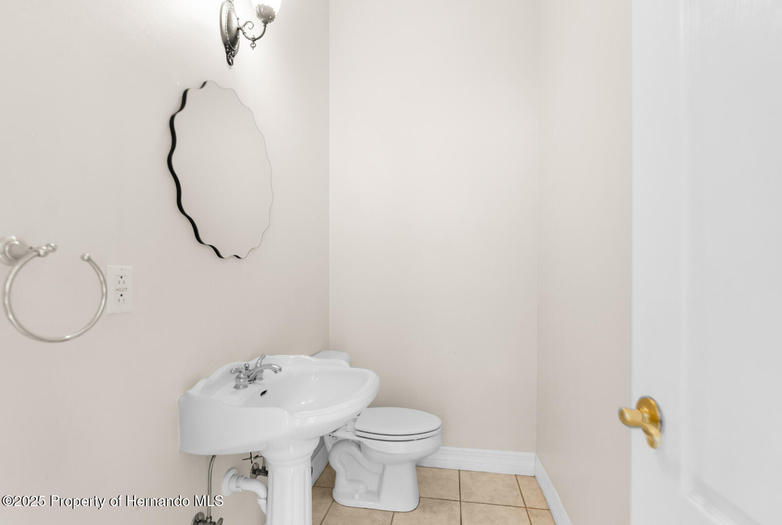 22770 Skyview Circle, Brooksville, Florida image 9
