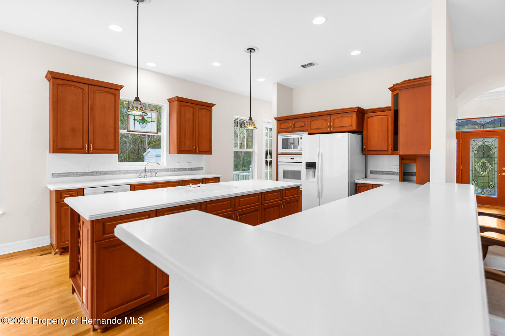 22770 Skyview Circle, Brooksville, Florida image 12