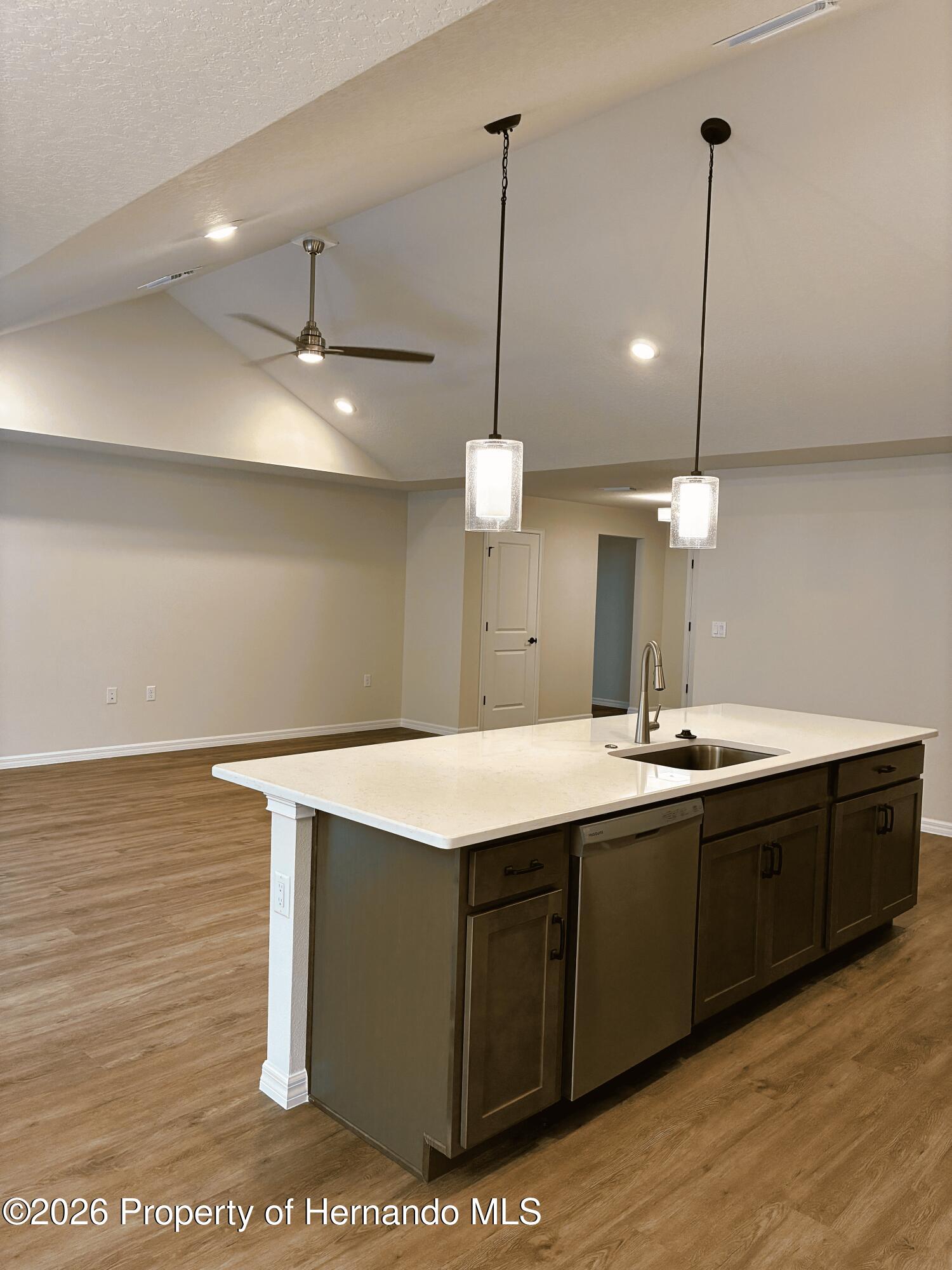 194 Cypress Boulevard E