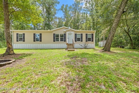 Mobile Home For Sale - 24334 Audubon Drive<br/> Brooksville, FL 34601