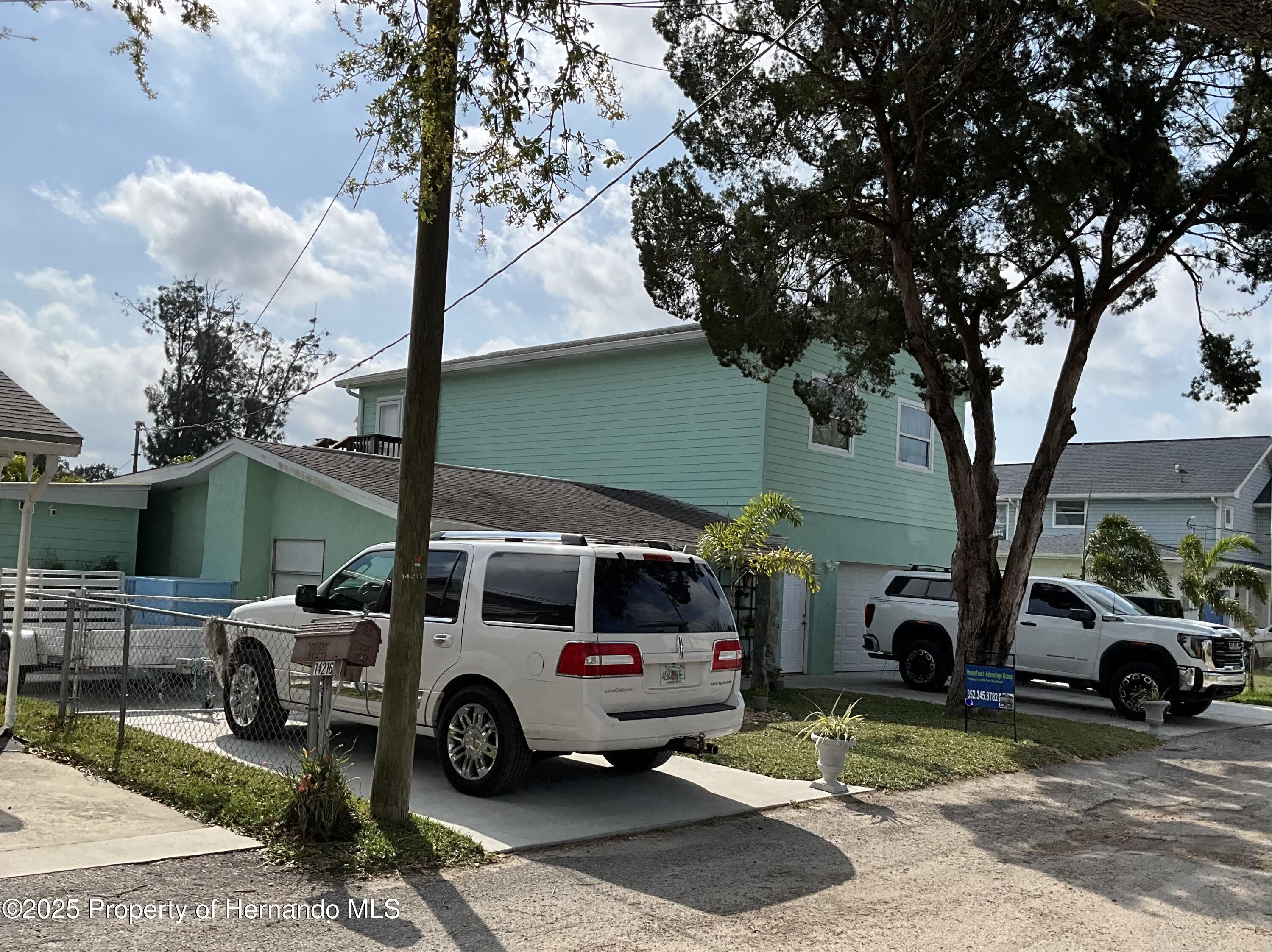 14208 Shiloh Court, Hudson, Florida image 2