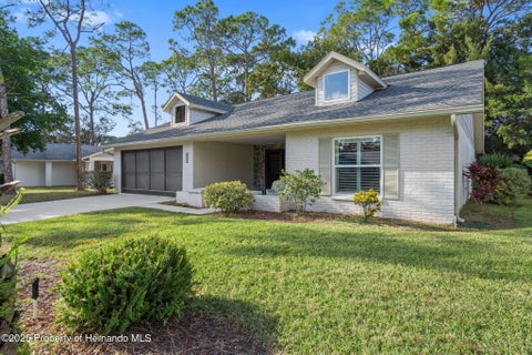 Homes For Sale - 6147 Turnburry Court<br/> Spring Hill, FL 34606