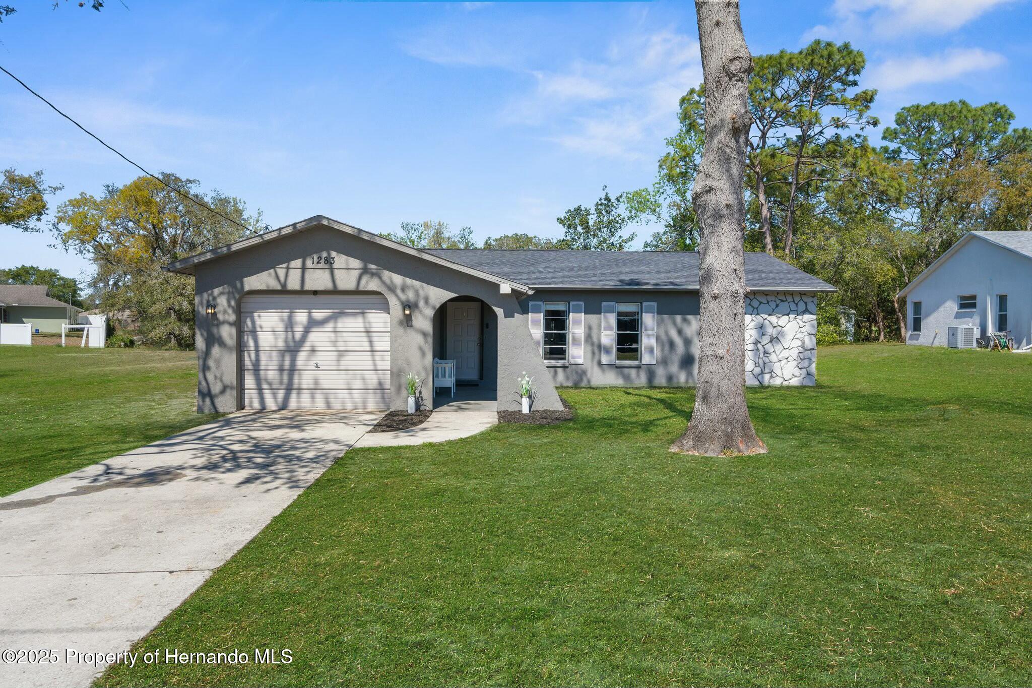 1283 Coble Road, Spring Hill, Florida image 1